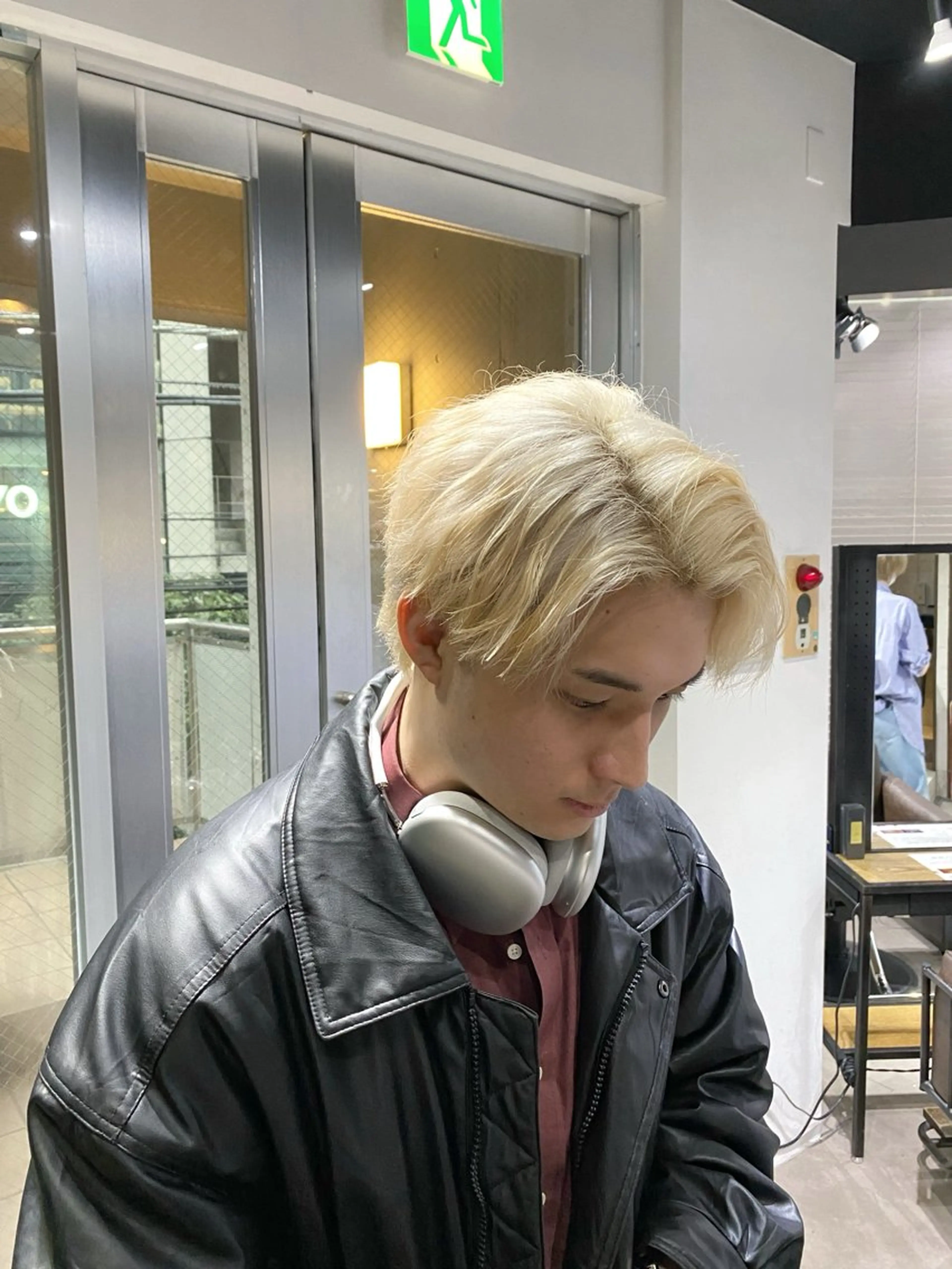 ショート 山影✨バレイヤージュ ハイライト✨メンズ◎のヘアスタイル