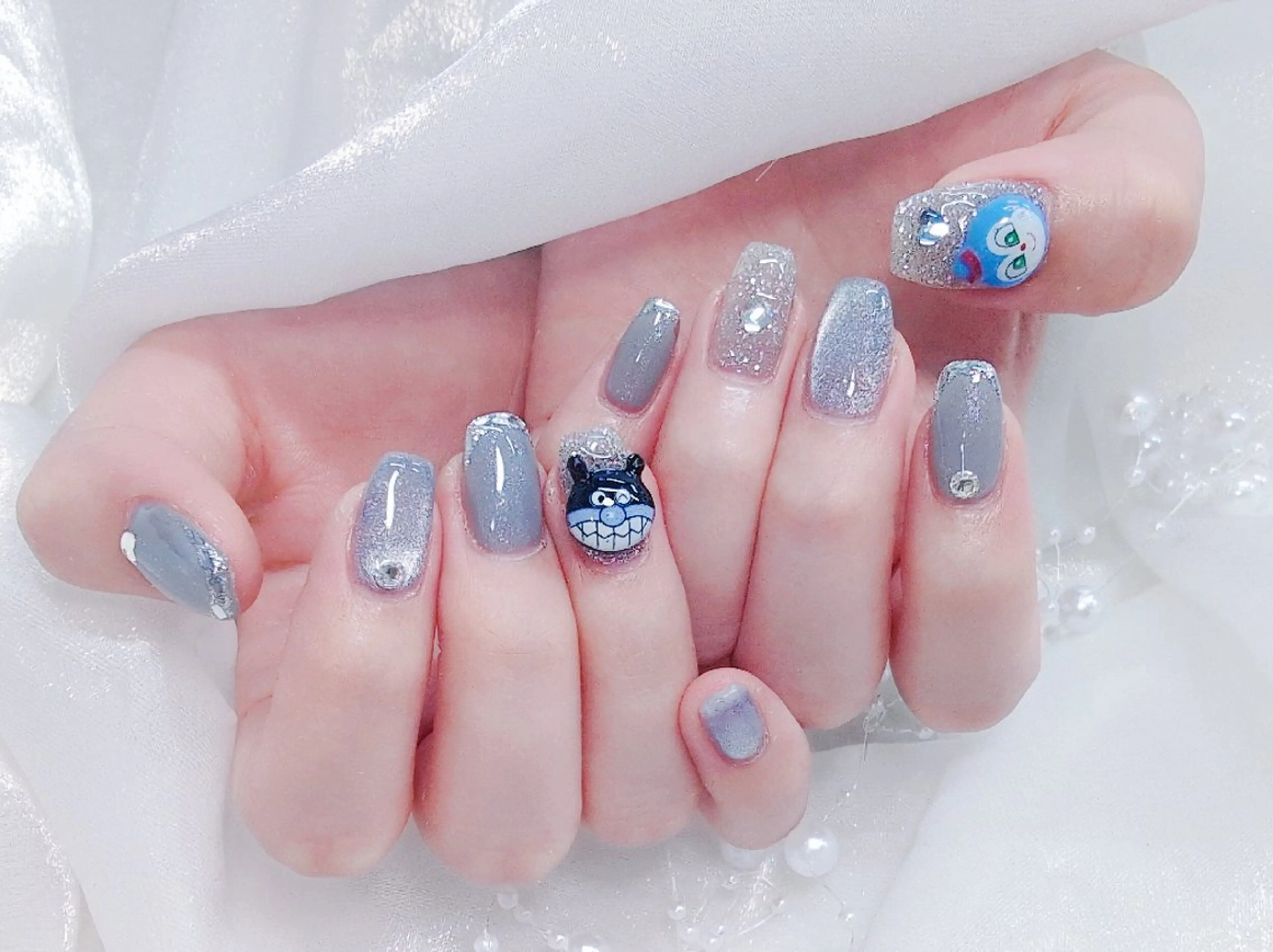 ネイル フラッシュネイル フレンチネイル キラキラネイル ラメ(グリッター) マグネットネイル Chouette Nailのネイルデザイン