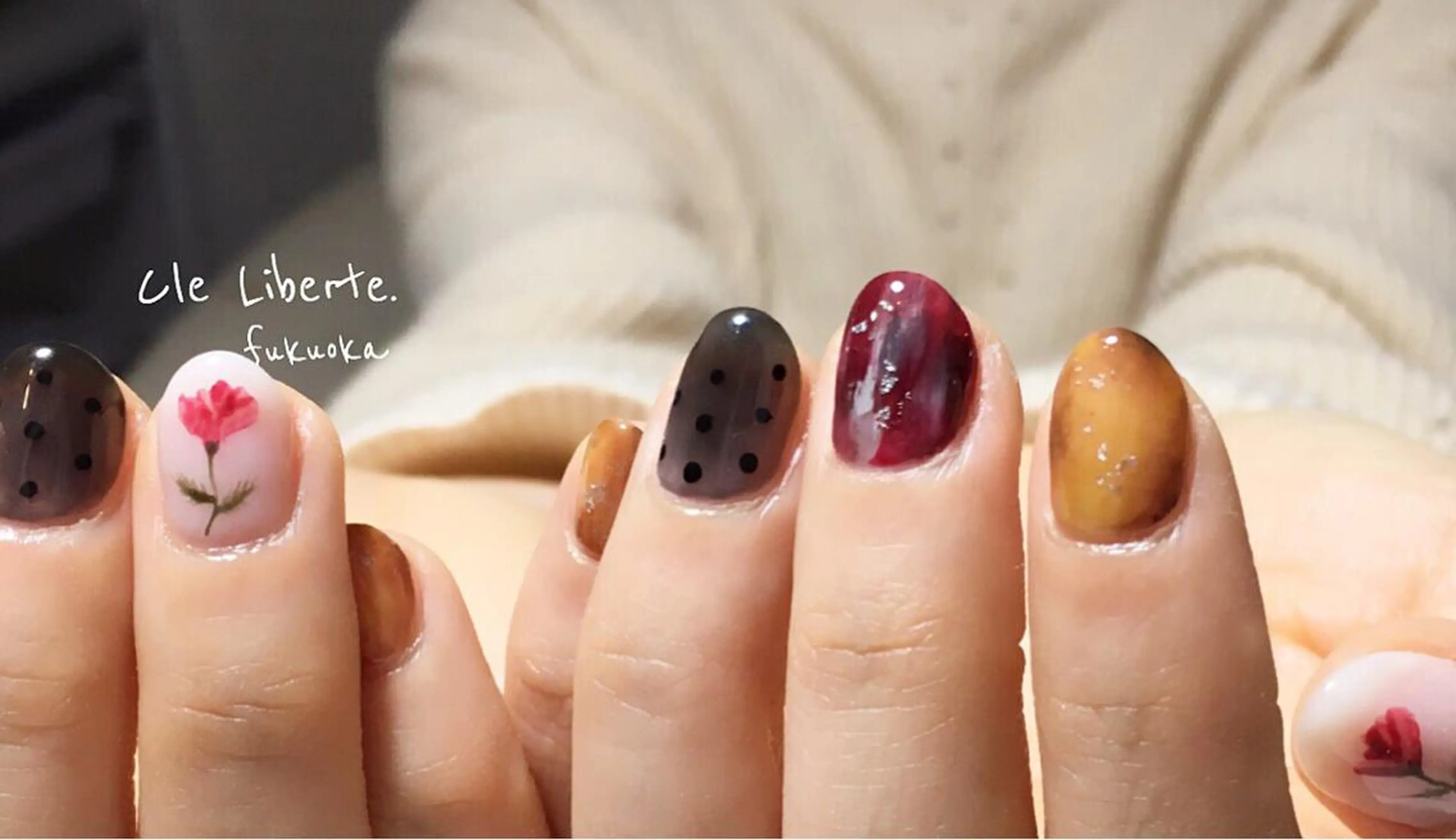 ネイル Elio所属・Elio 国泰寺のネイルデザイン