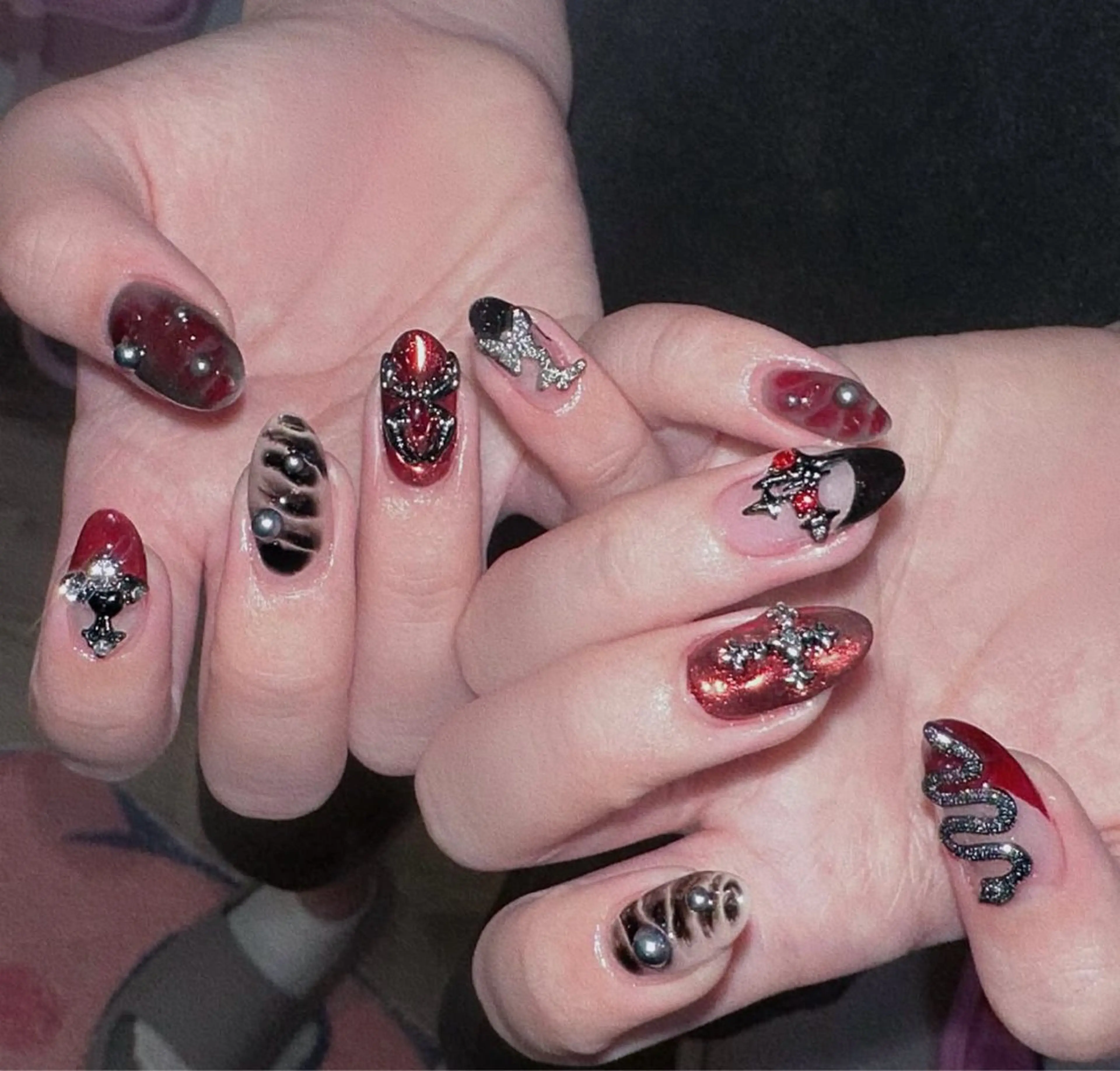 ネイル アートネイル オーロラネイル チークネイル フレンチネイル ガラスフレンチ ハンドネイル 🎀セ リ🎀のネイルデザイン