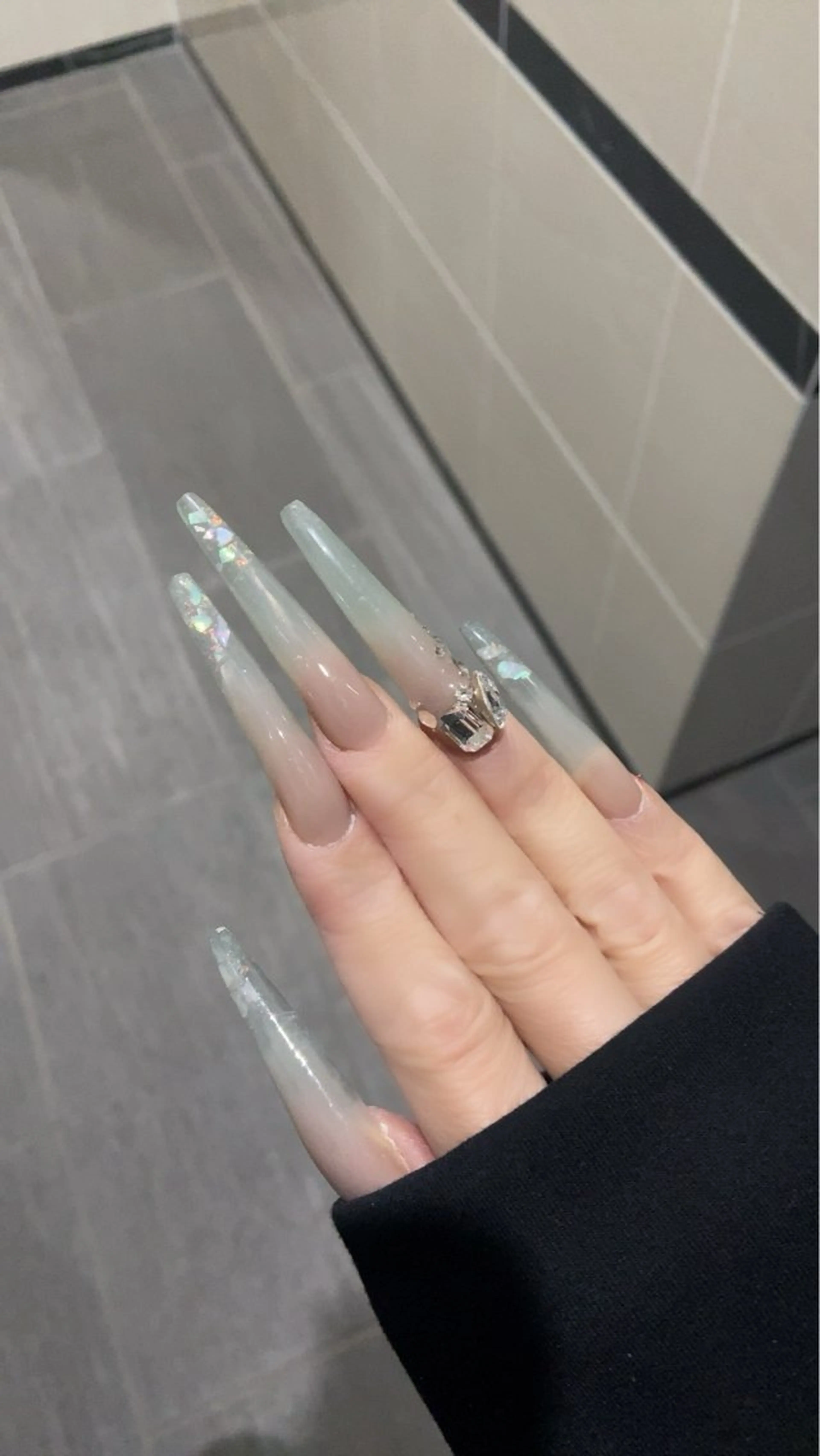 ネイル Infinity インフィニティーのネイルデザイン