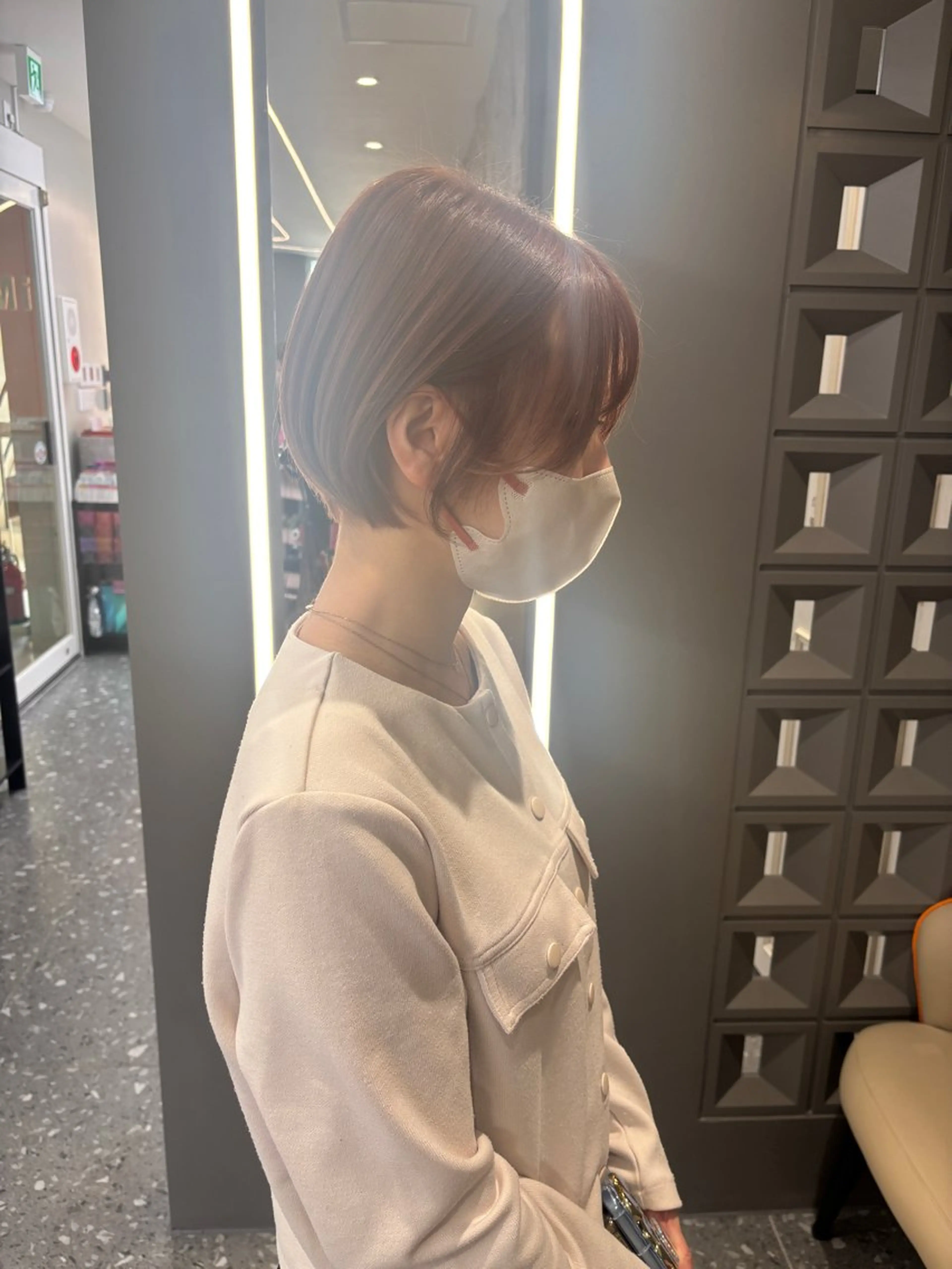 ショート カラー カット ヘアカラー トリートメント ✨韓国ヘア/やすよ/ 透明感/レイヤー✨のヘアスタイル