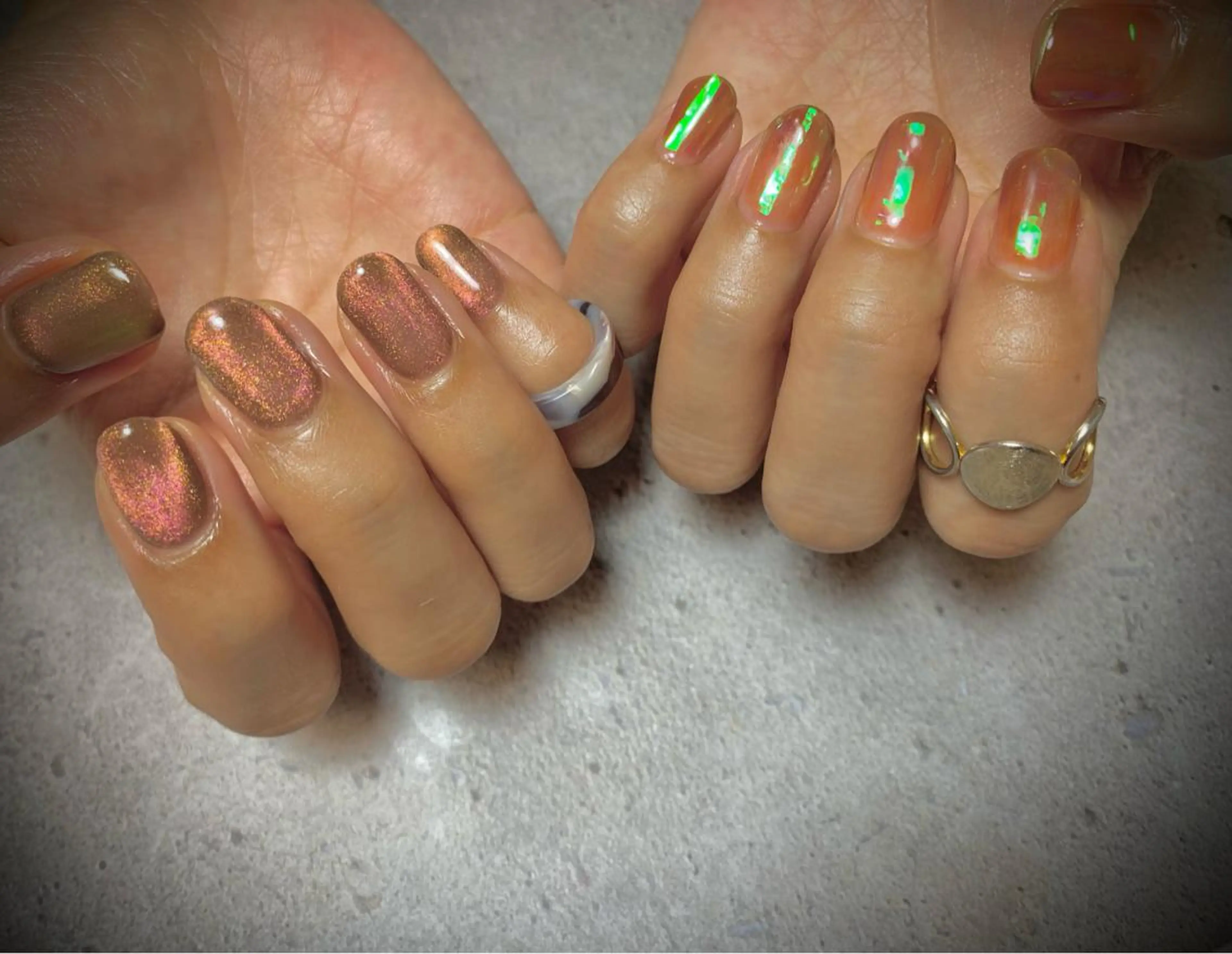 ネイル オーロラネイル ジェルネイル マグネットネイル 持ち込み ハンドネイル ハンドケア Eden　private nail saron所属・Eden ♾️のネイルデザイン