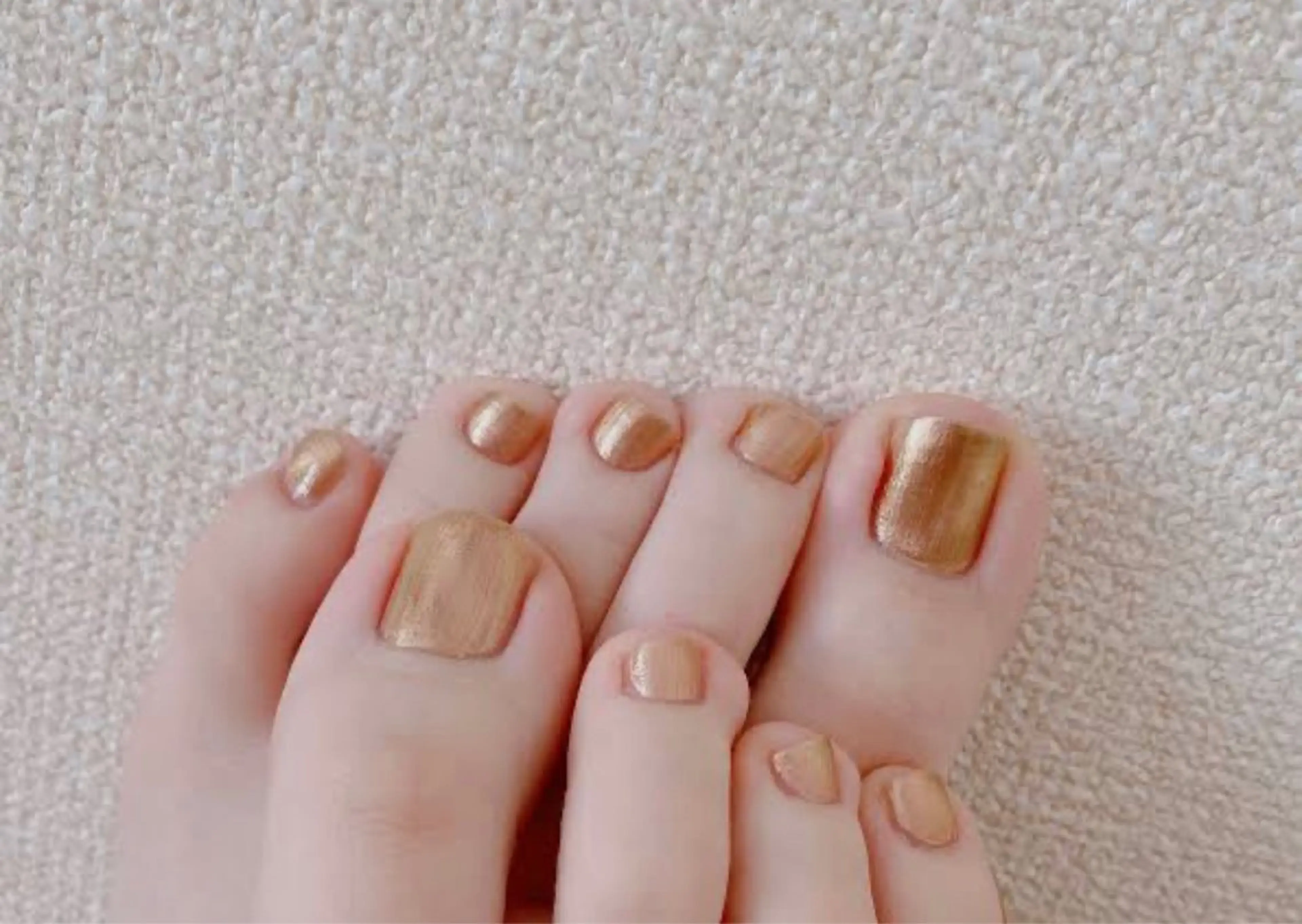 ネイル フットネイル ワンカラーネイル XXXY'S　COLOR FEEL　facial & nail所属・サイズカラーフィール おまみのエステ・リラクイメージ