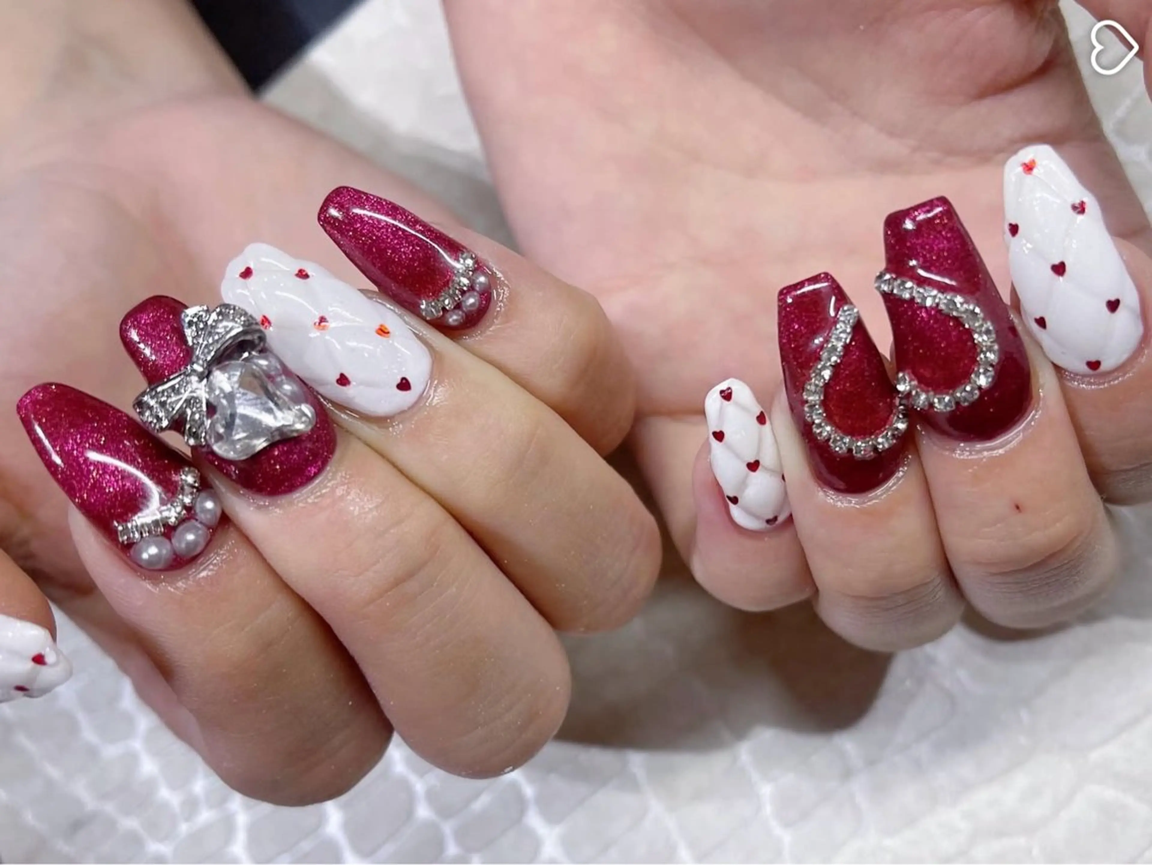 メンズ ネイル アートネイル フレンチネイル ジェルネイル キラキラネイル パラジェル ハンドネイル Bloom スカルプ専門店のネイルデザイン