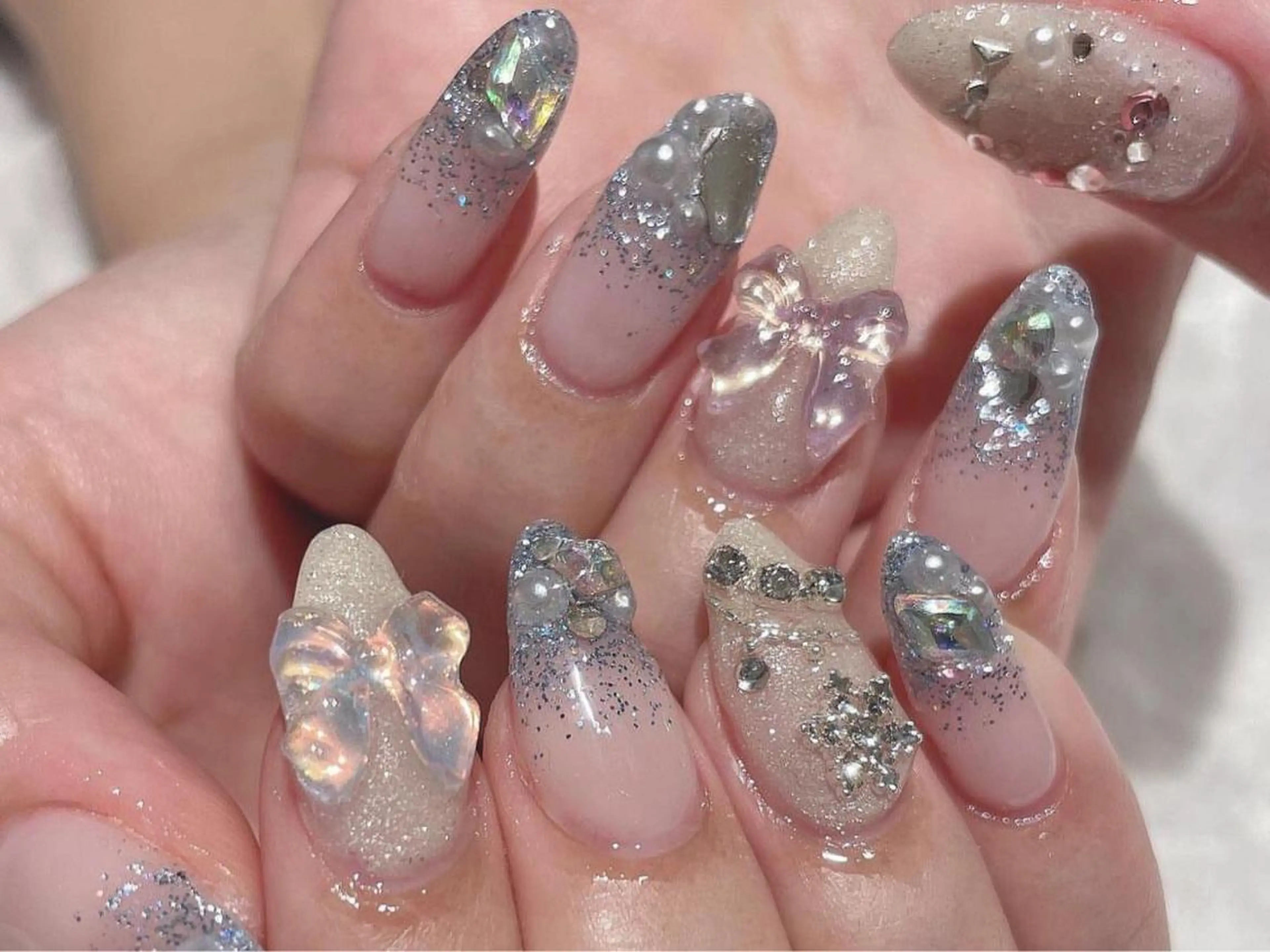 ネイル ハンドネイル VIVIAN リサのネイルデザイン