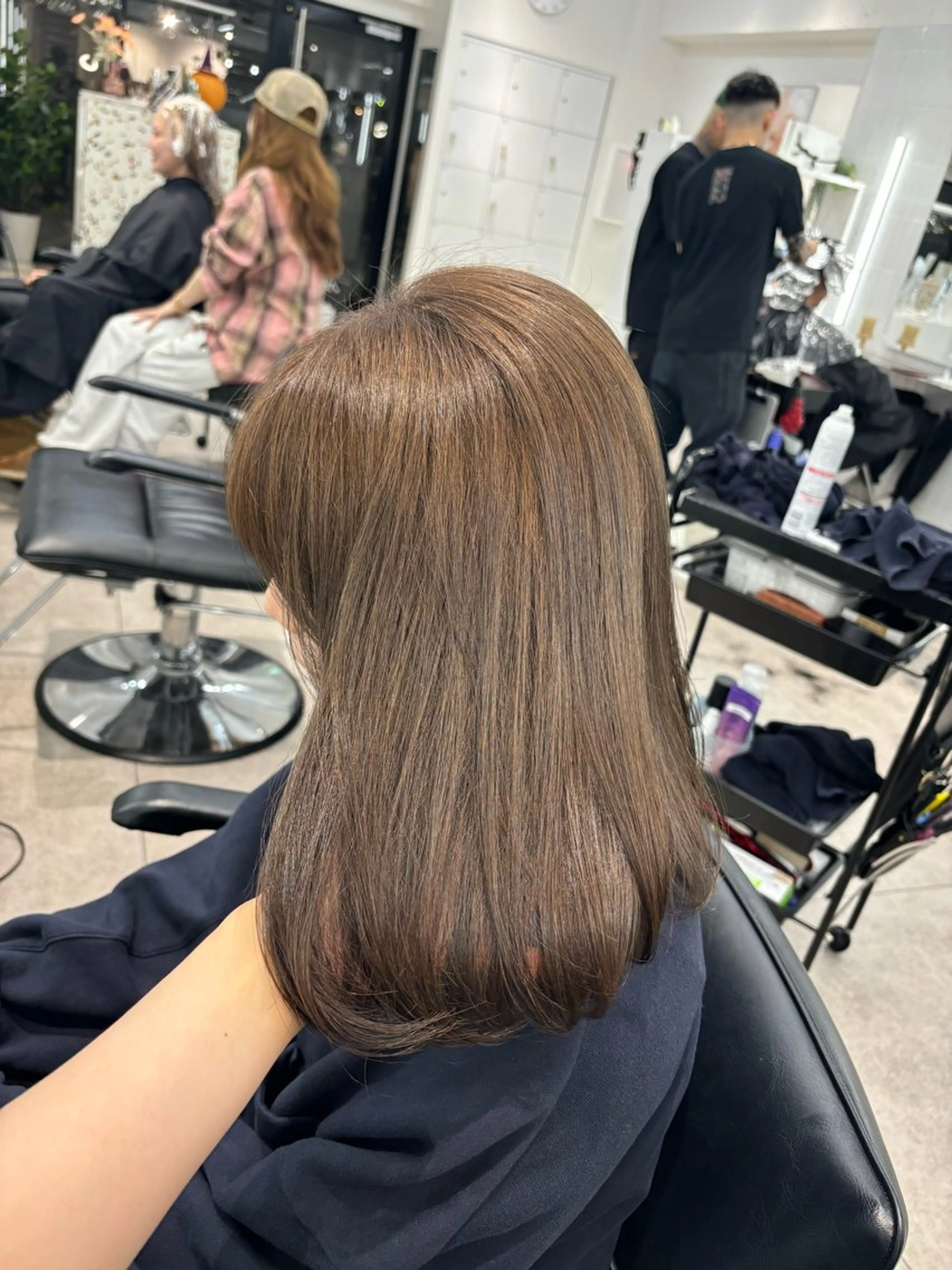 セミロング emi 韓国ワンホンヘアのヘアスタイル