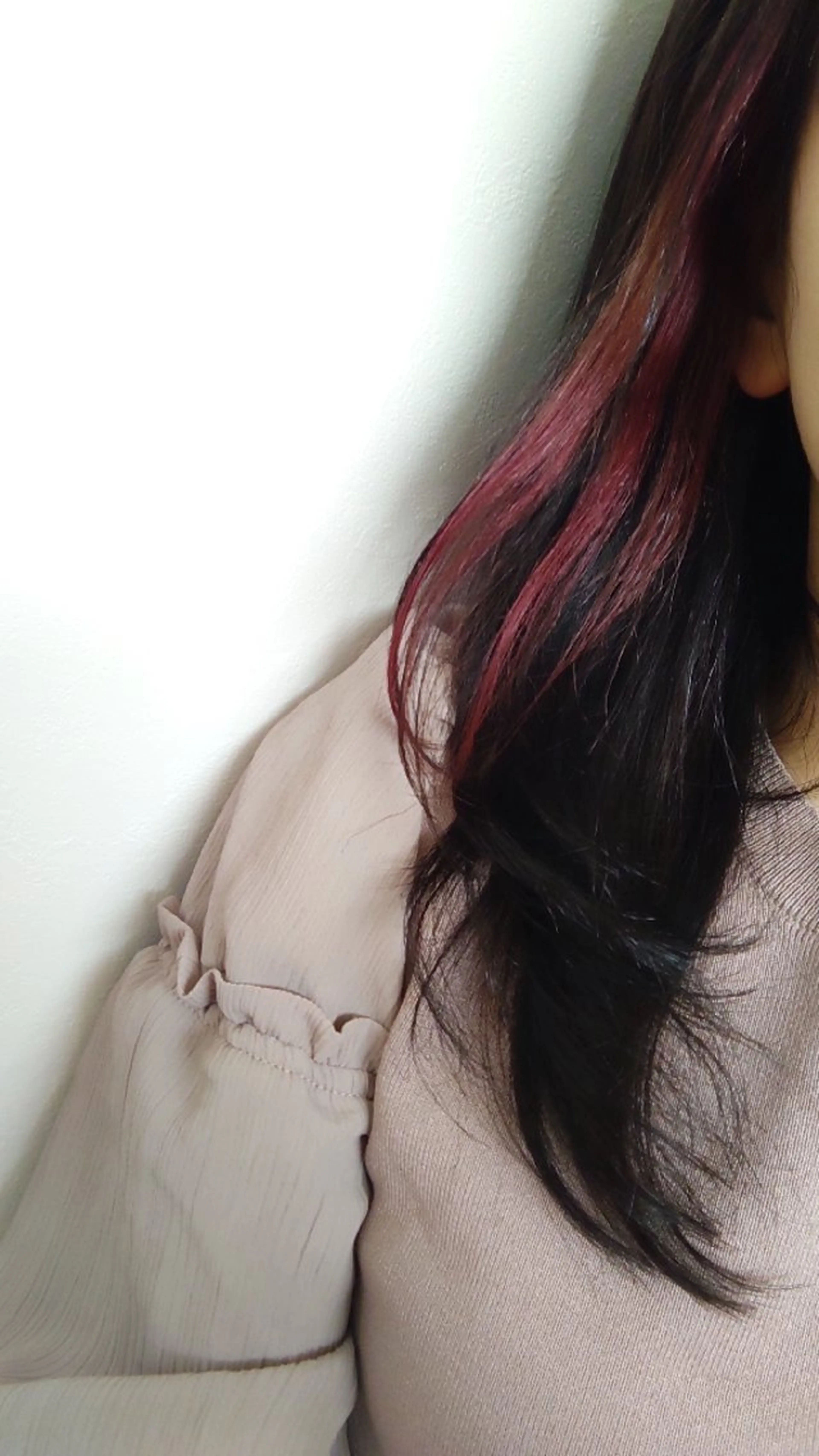 カラー ブリーチ ピンクカラー Threege スリージェのヘアスタイル