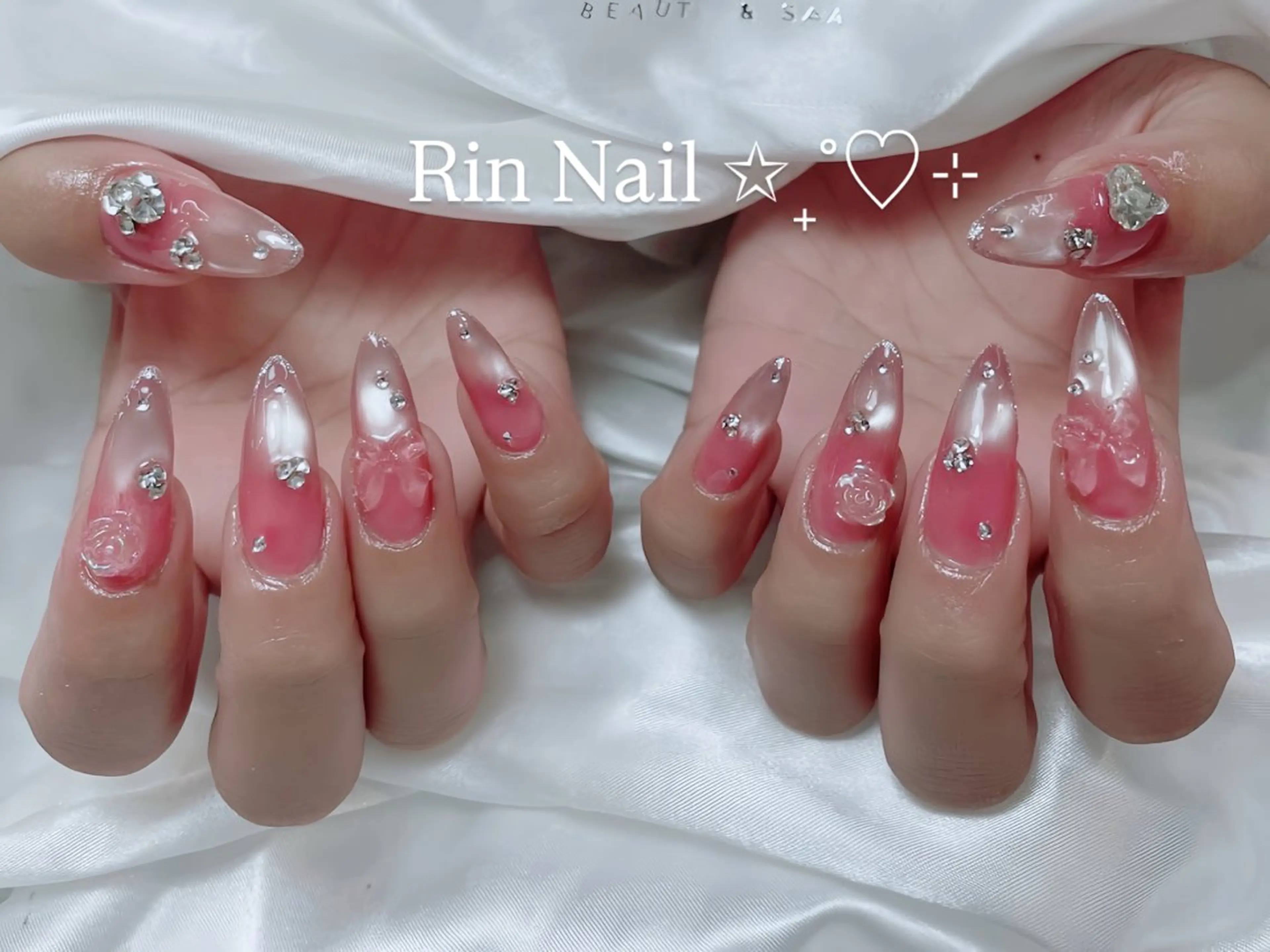 ネイル 成人式 ロングネイル ネイルチップ ハンドネイル Rin Nail 新大久保店のネイルデザイン