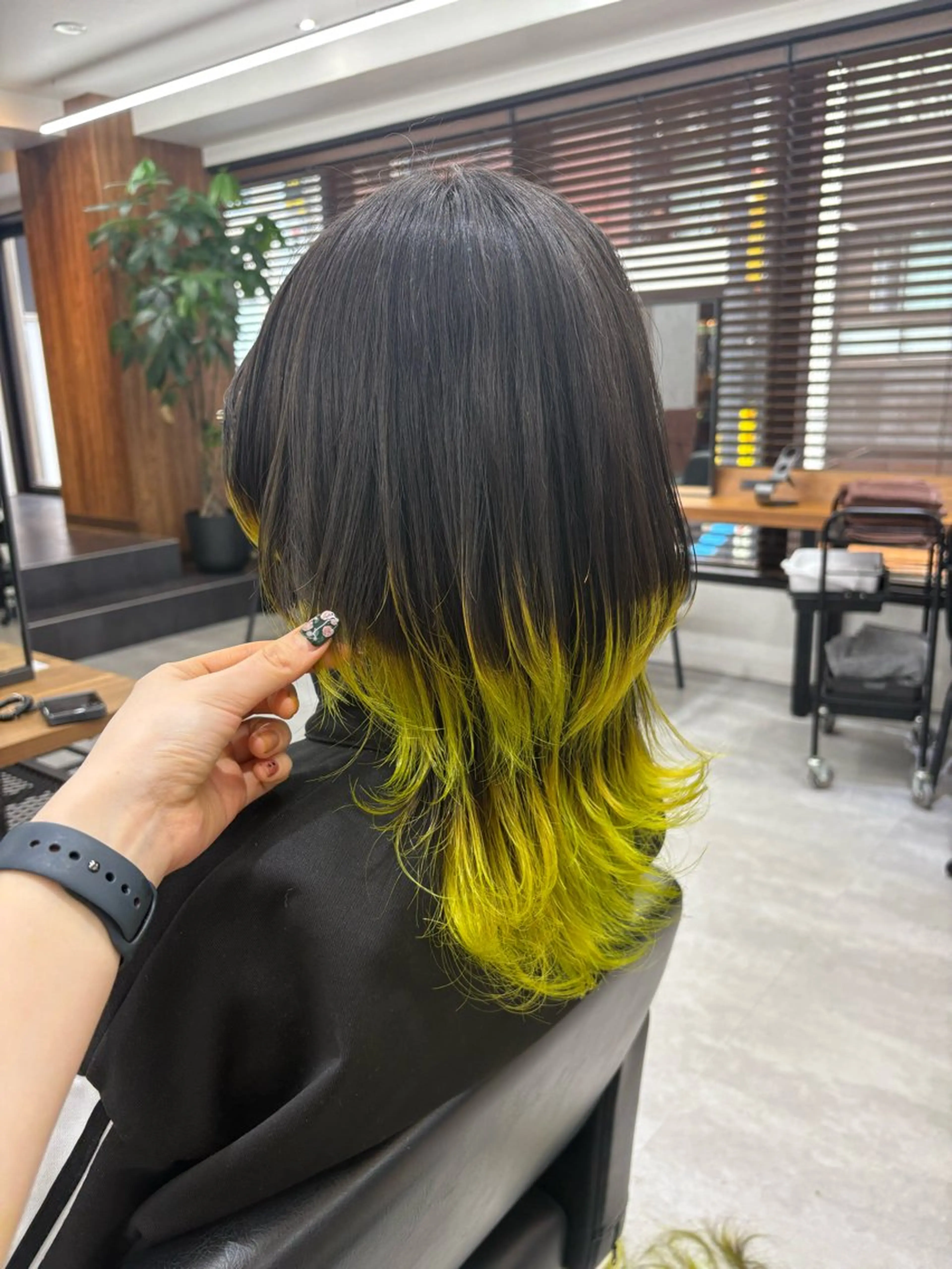 ショート カラー ウルフカット カット ヘアカラー ENA💗NEXT /ハイトーンエクステのヘアスタイル