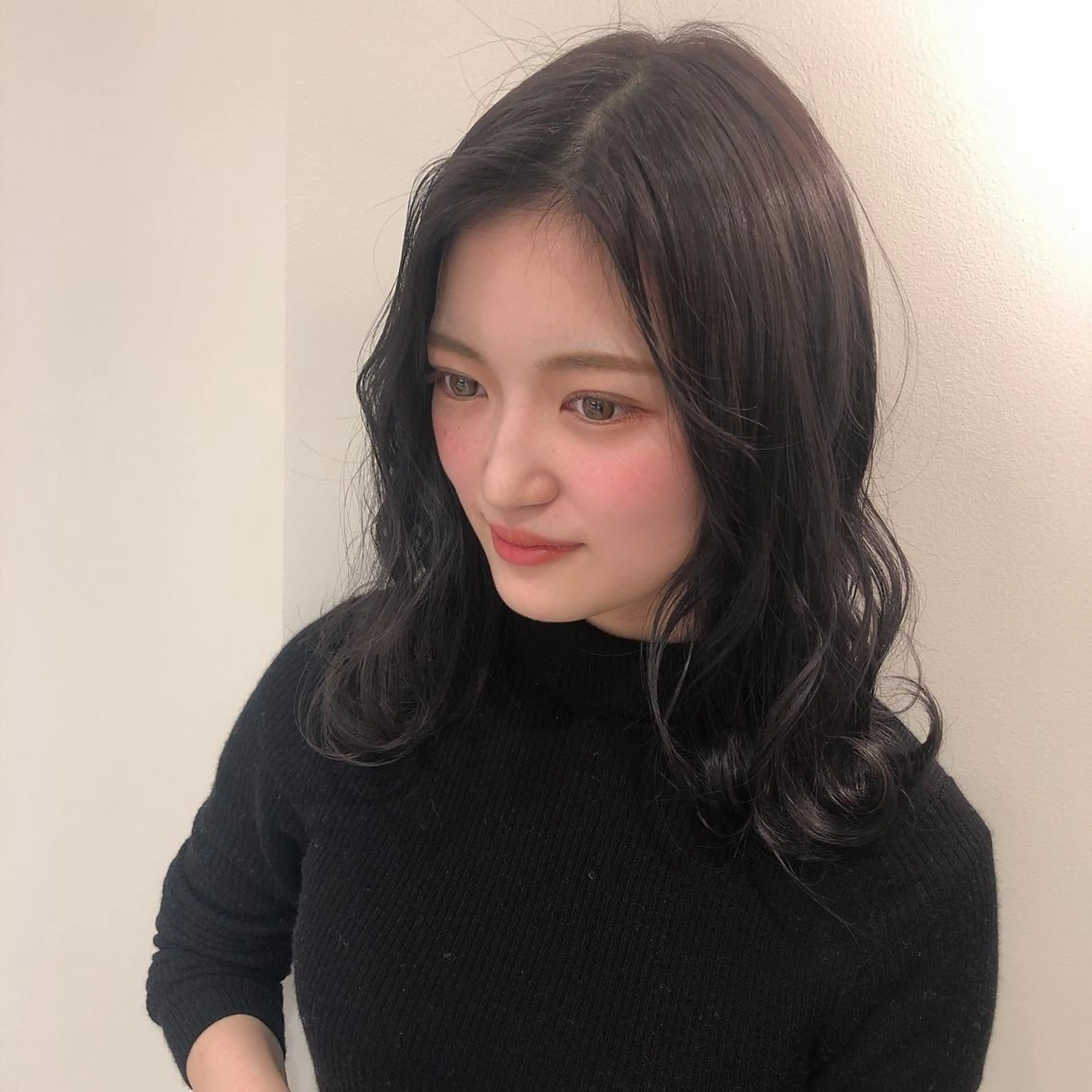ミディアム カラー アッシュ ブルーカラー ブルーアッシュ 韓国風ヘア♡ runaのヘアスタイル