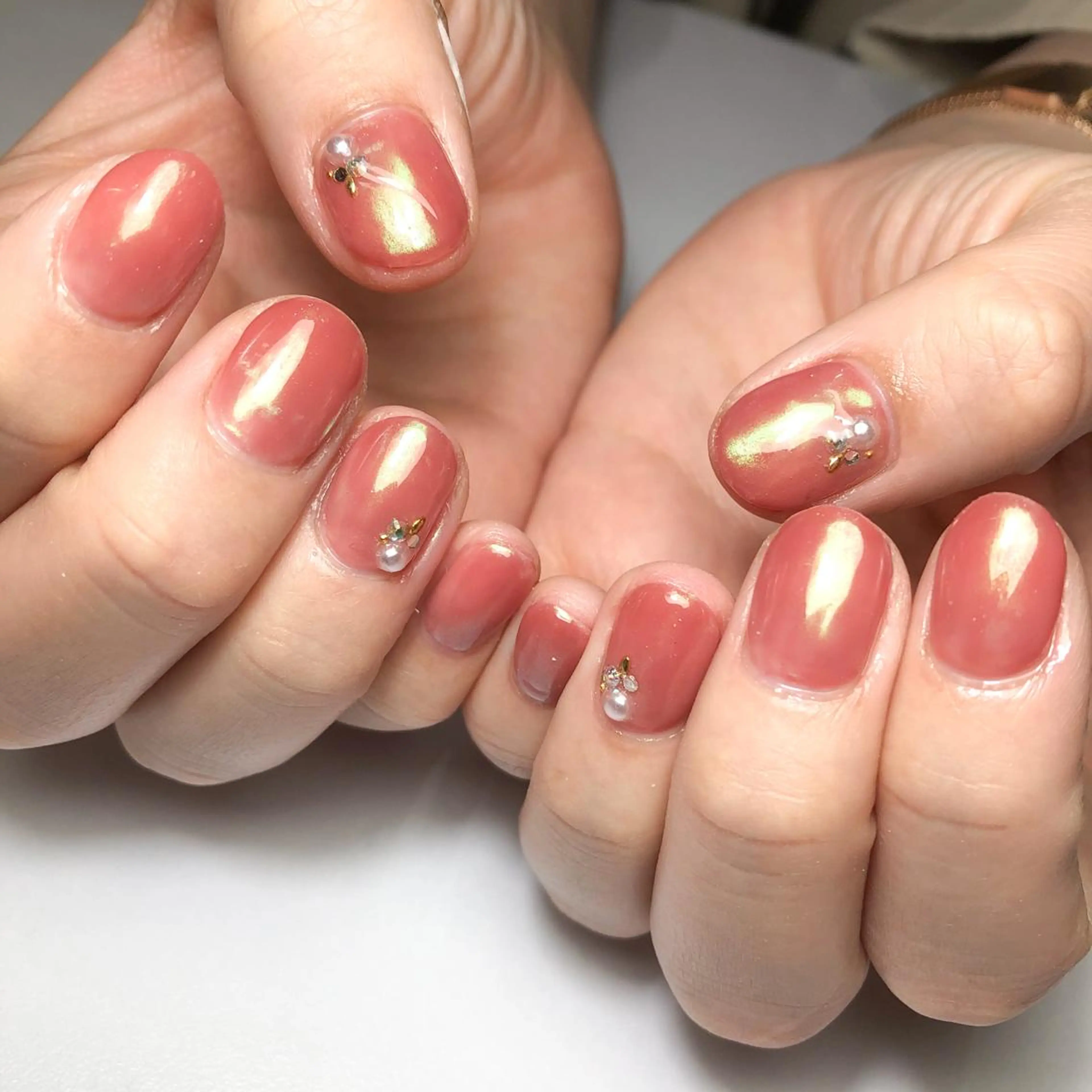 ネイル オーロラネイル Nail Studio  Coco  Rire所属・丸岡 由奈のネイルデザイン