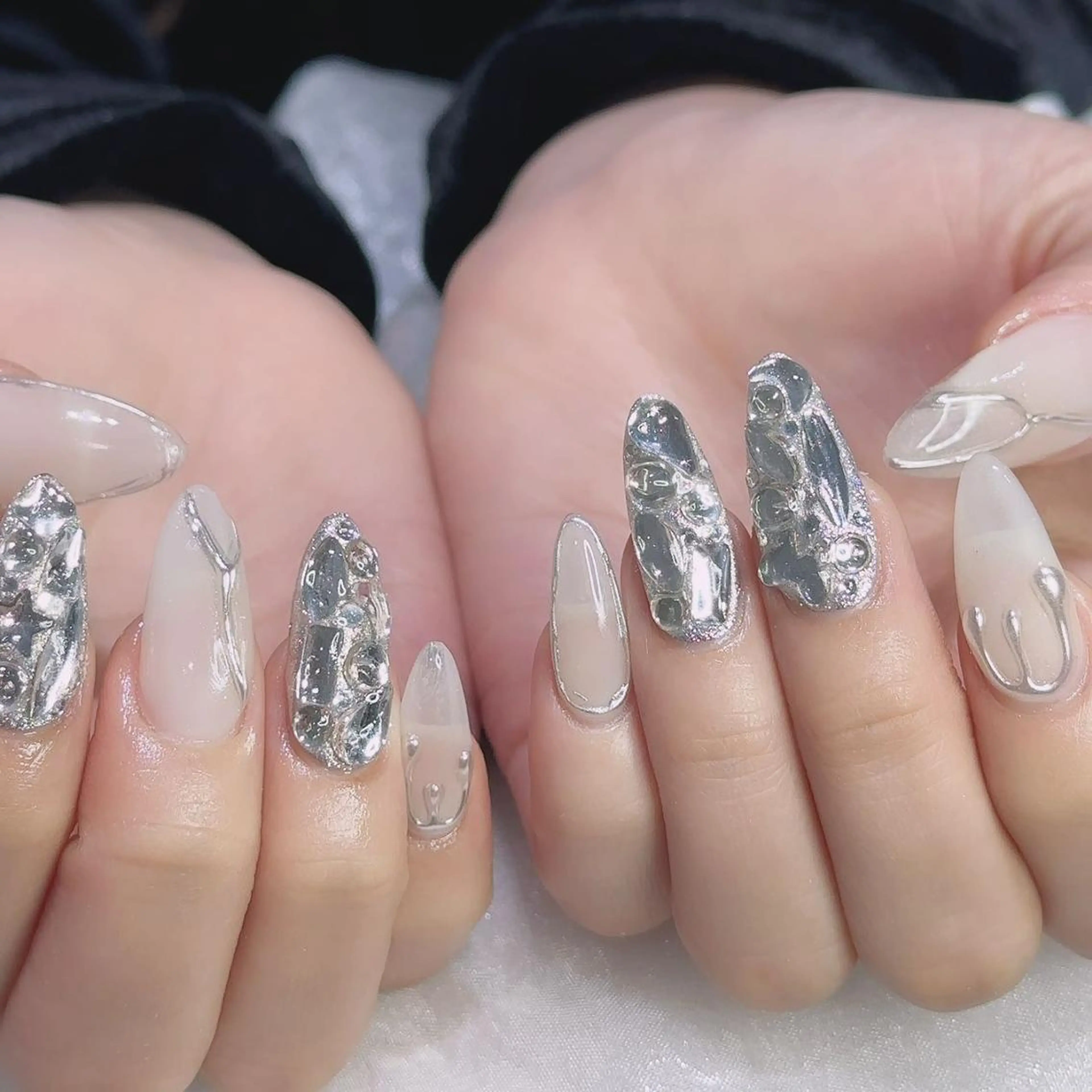 ネイル アートネイル 長さ出し ネイルチップ Queens テイのネイルデザイン