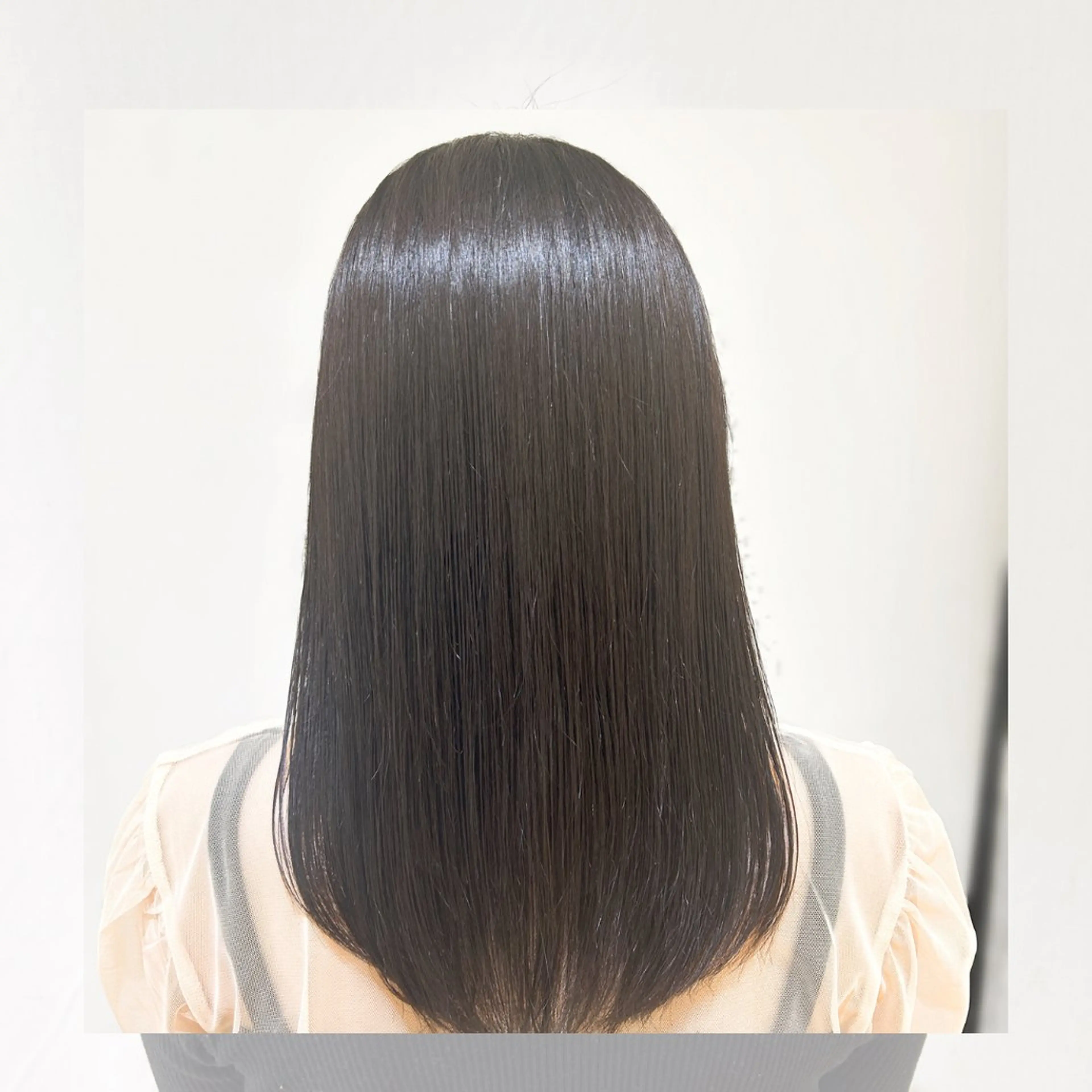 ミディアム トリートメント IwAsh中山駅店所属・【ツヤ髪特化】 Santaのヘアスタイル