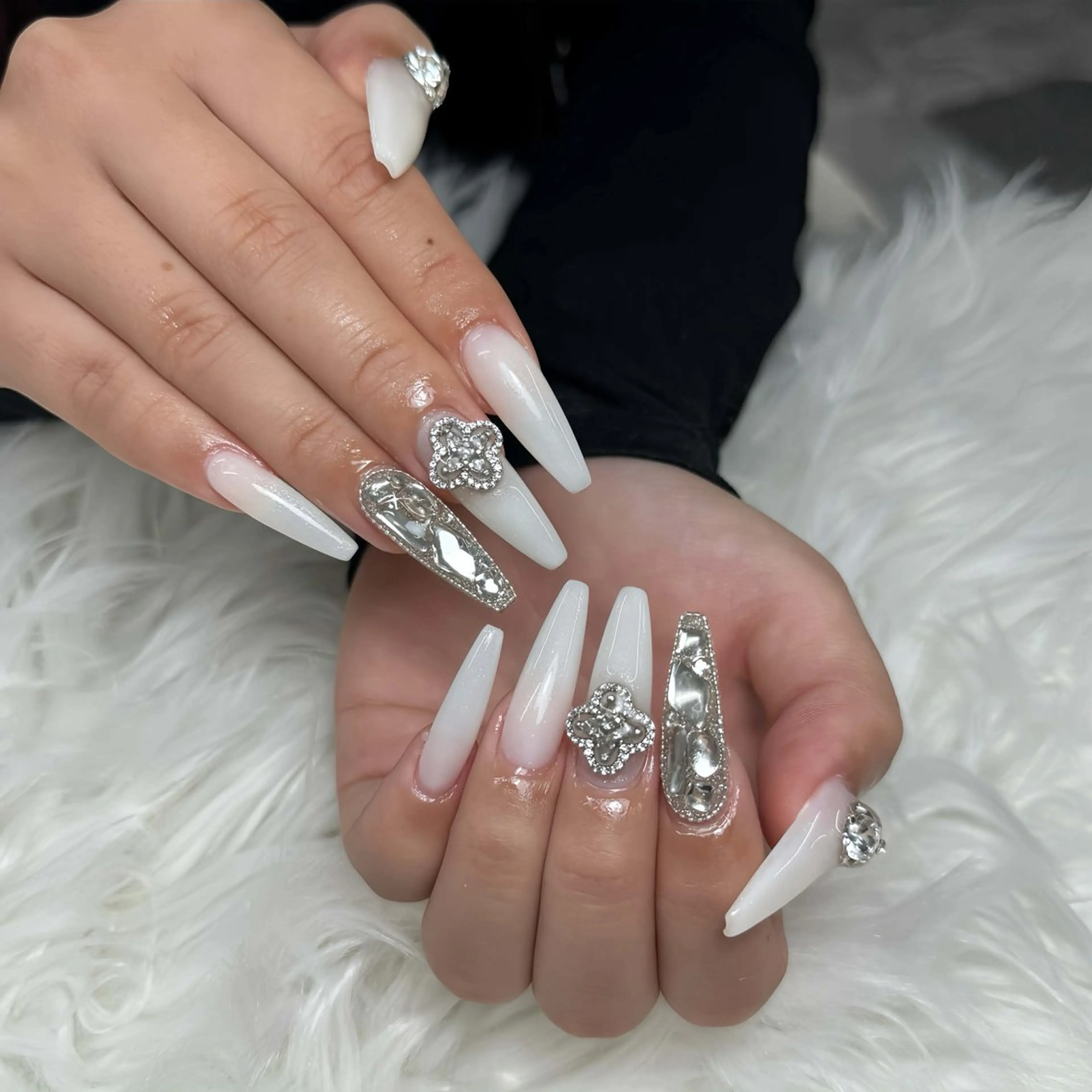 ネイル 冬ネイル クリスマス ハンドネイル ハンドケア ぱん ちゃんのネイルデザイン