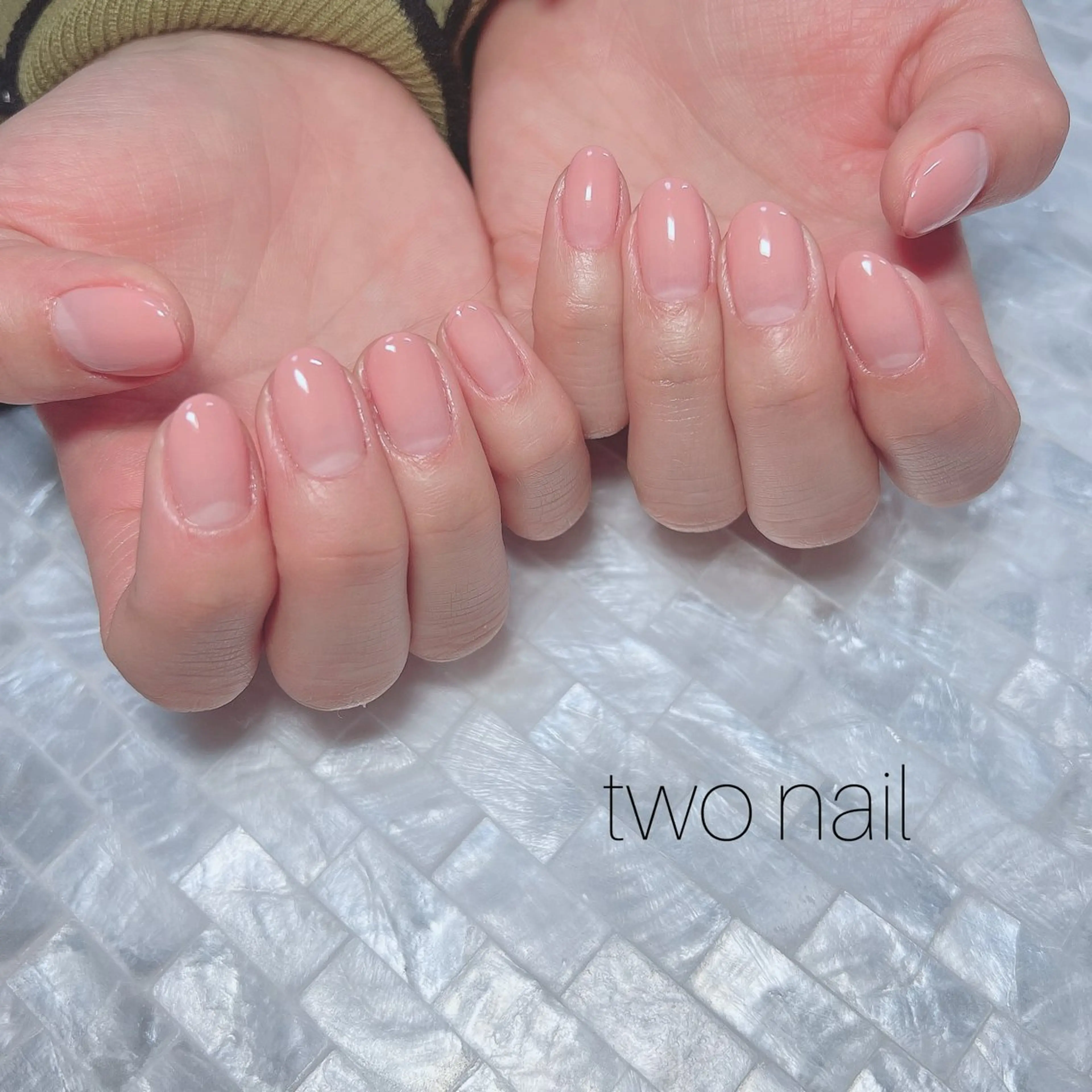 ネイル ネイルチップ ホワイト ハンドネイル two nailのネイルデザイン