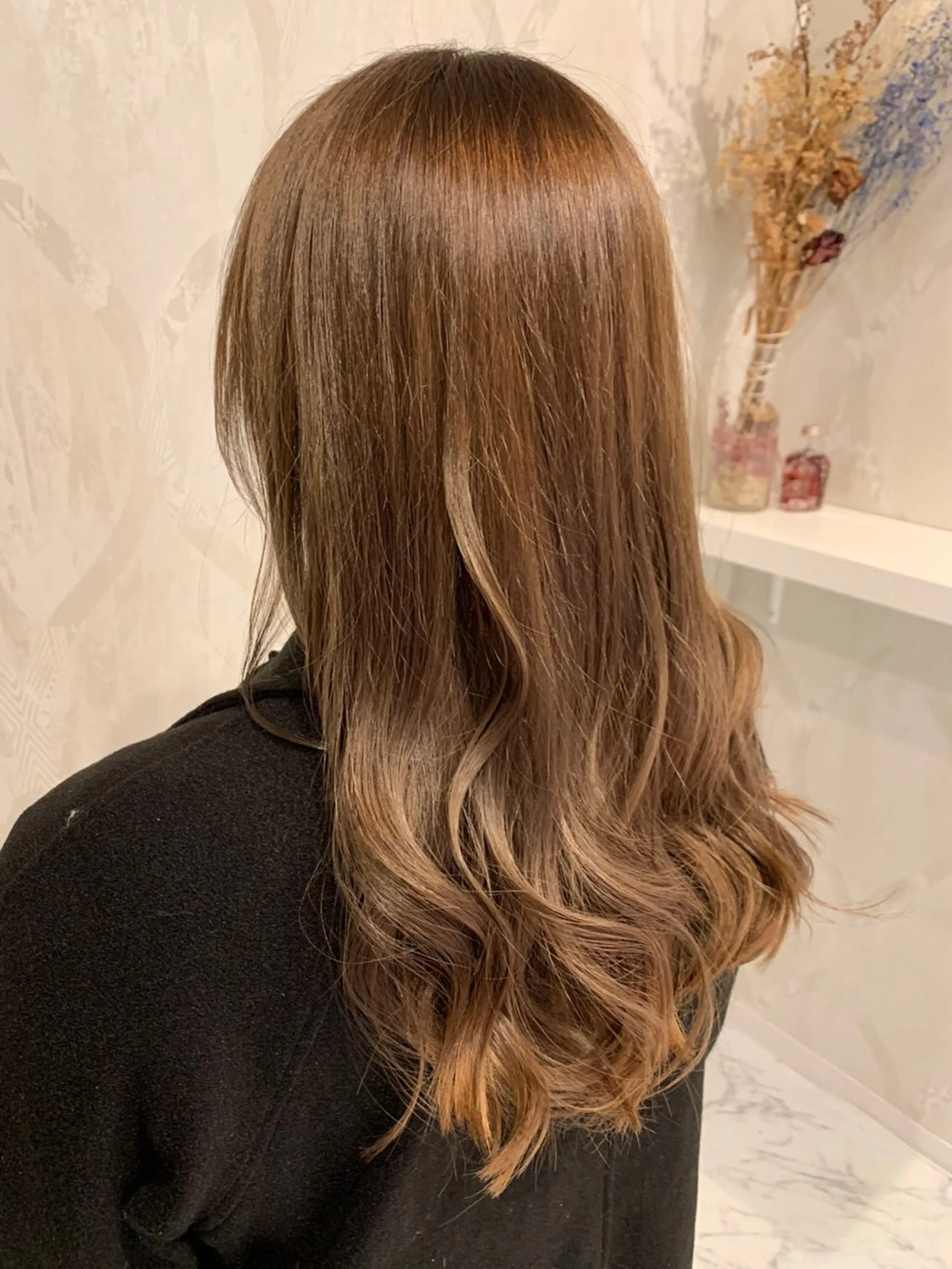 ロング カラー ベージュカラー ミルクティーベージュ 高橋 一樹のヘアスタイル