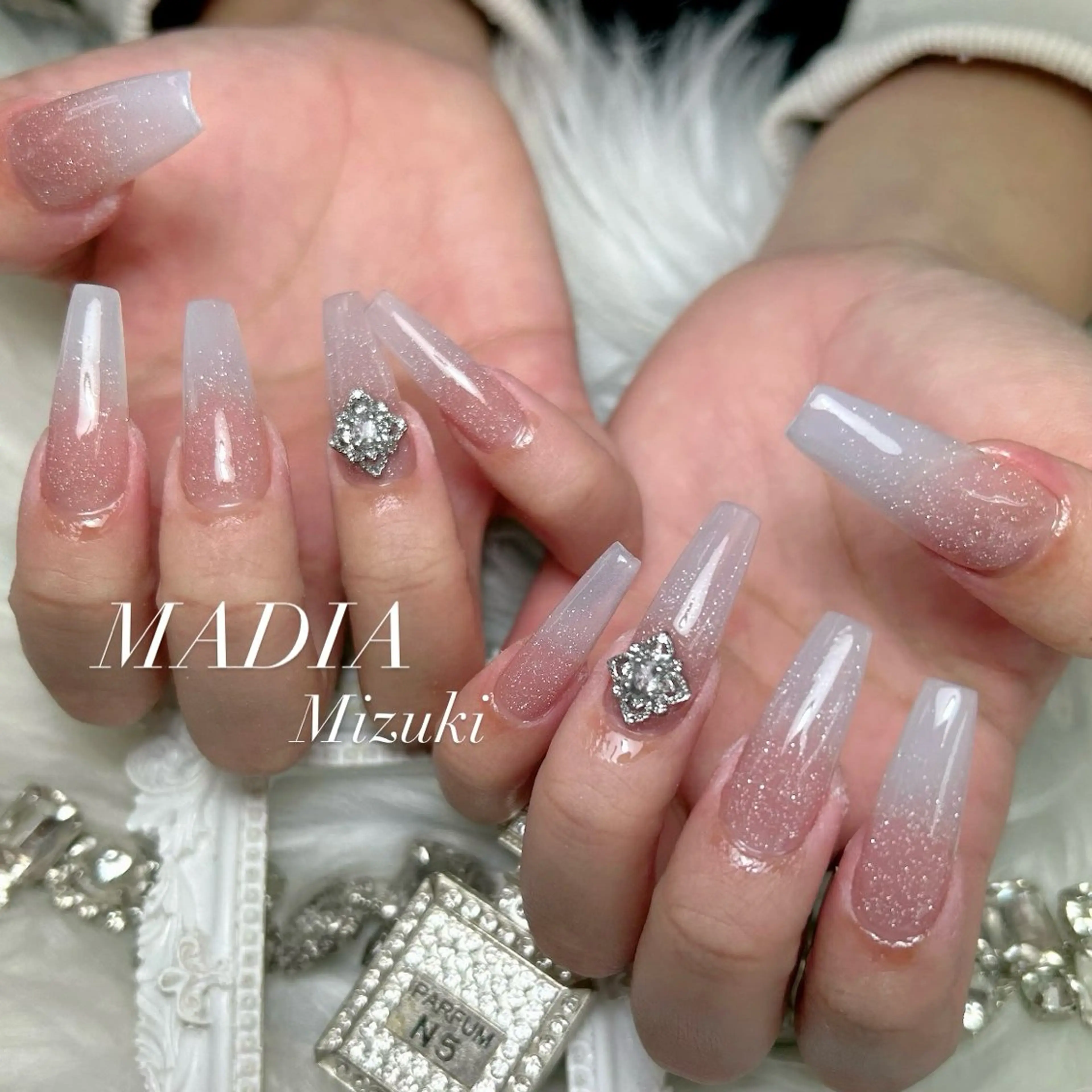 ネイル スカルプネイル Nailsalon MADIA所属・石塚 みずきのネイルデザイン