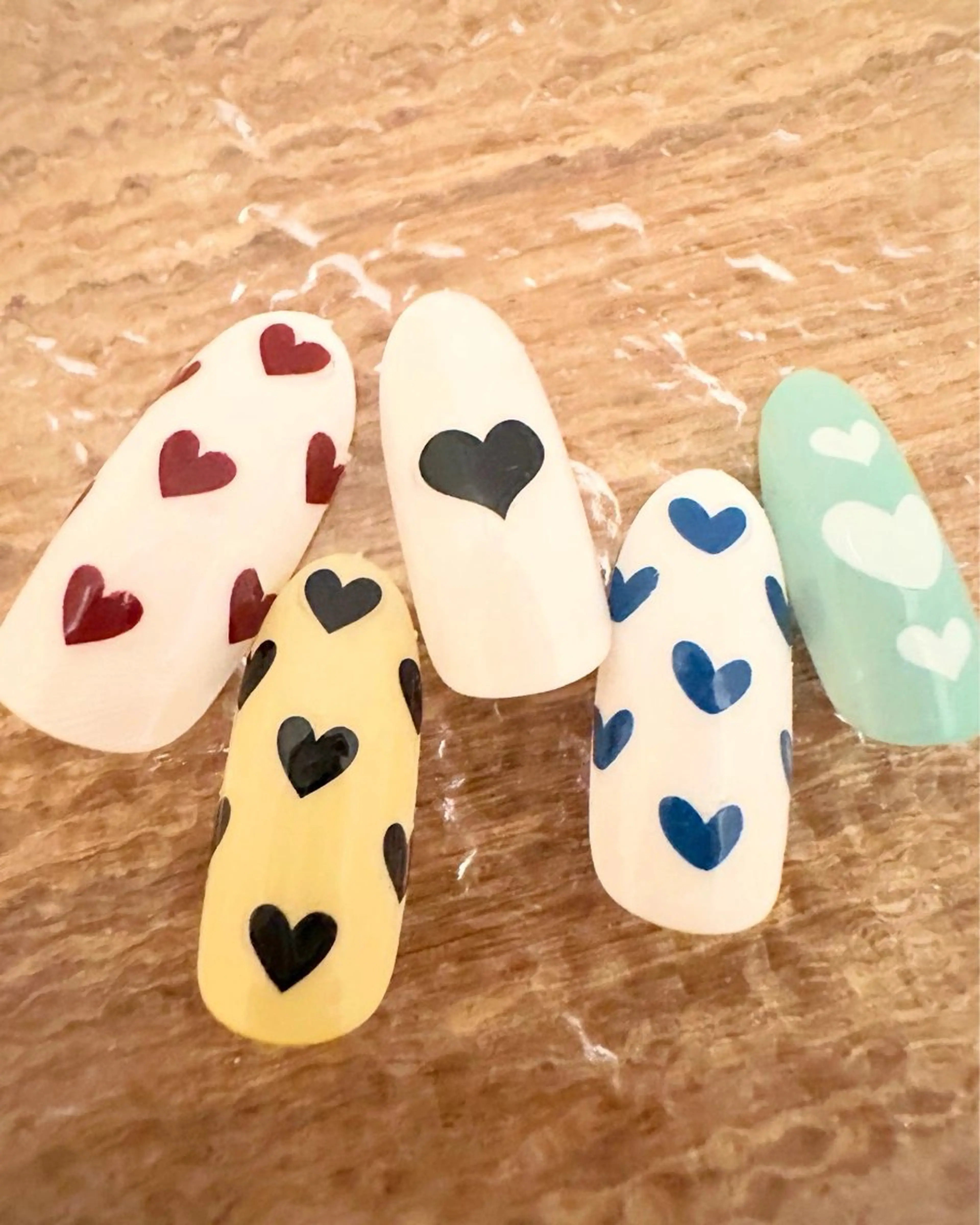 ネイル ハート ネイルサロンエレノア所属・田端 笑理菜のネイルデザイン