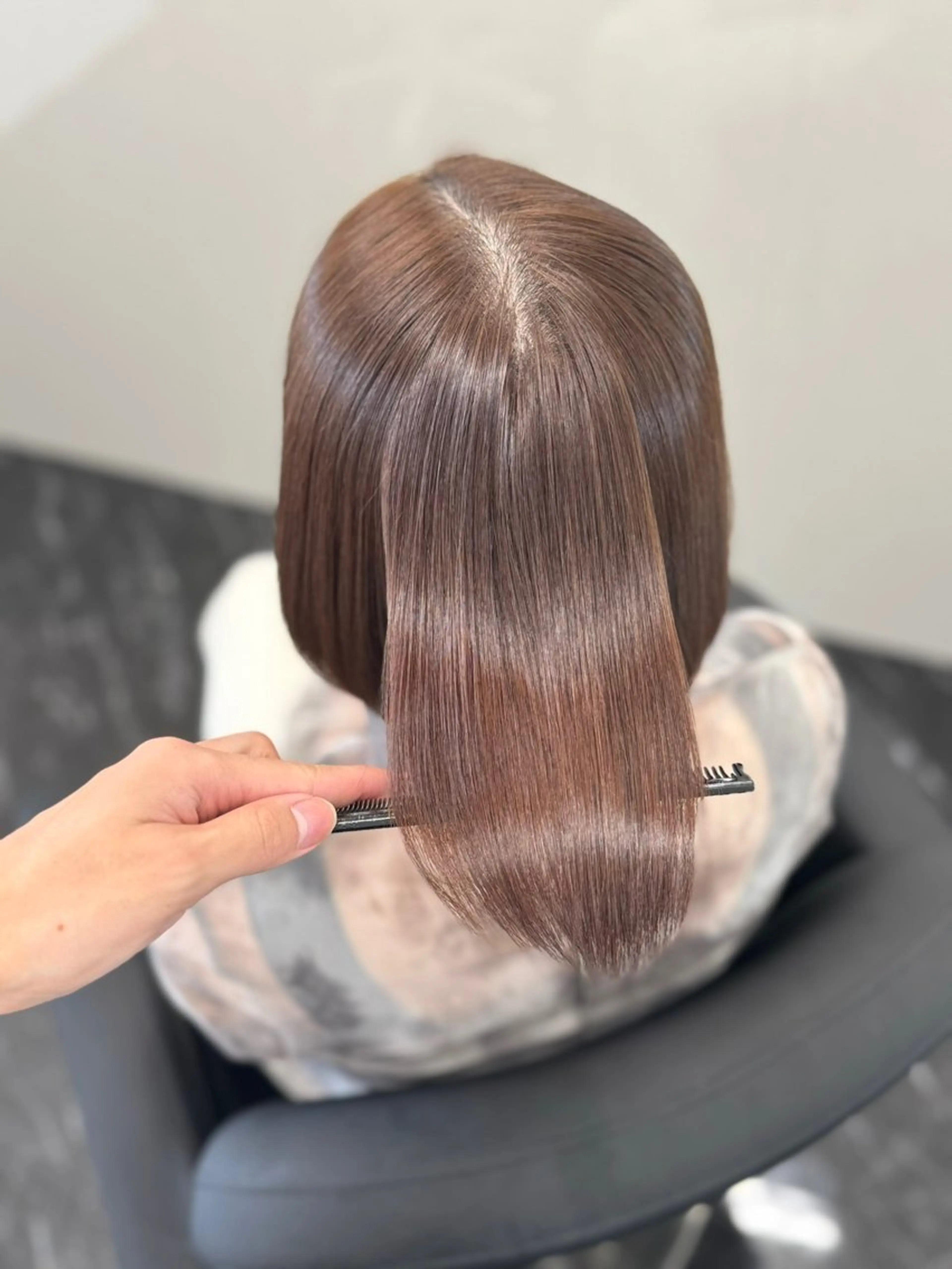 ロング カラー パーマ ヘアアレンジ メンズ キッズ メンズ韓国風 黒髪 ブルーカラー ブルーブラック レッドカラー ブリーチなし Ⅰ 髪質改善カラーのヘアスタイル