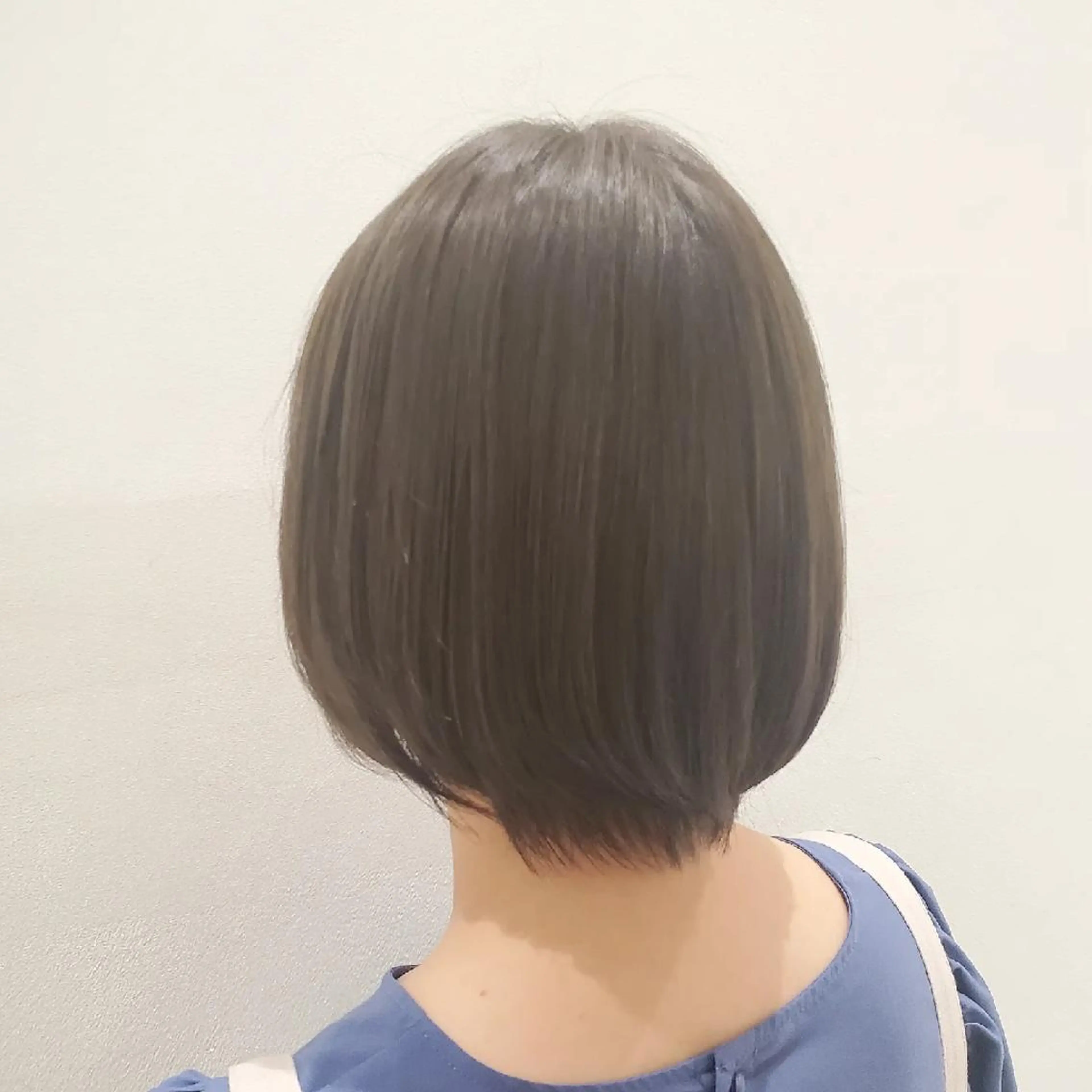 ショート カラー 透明感カラー パーソナルカラー 診断🍀マリンのヘアスタイル