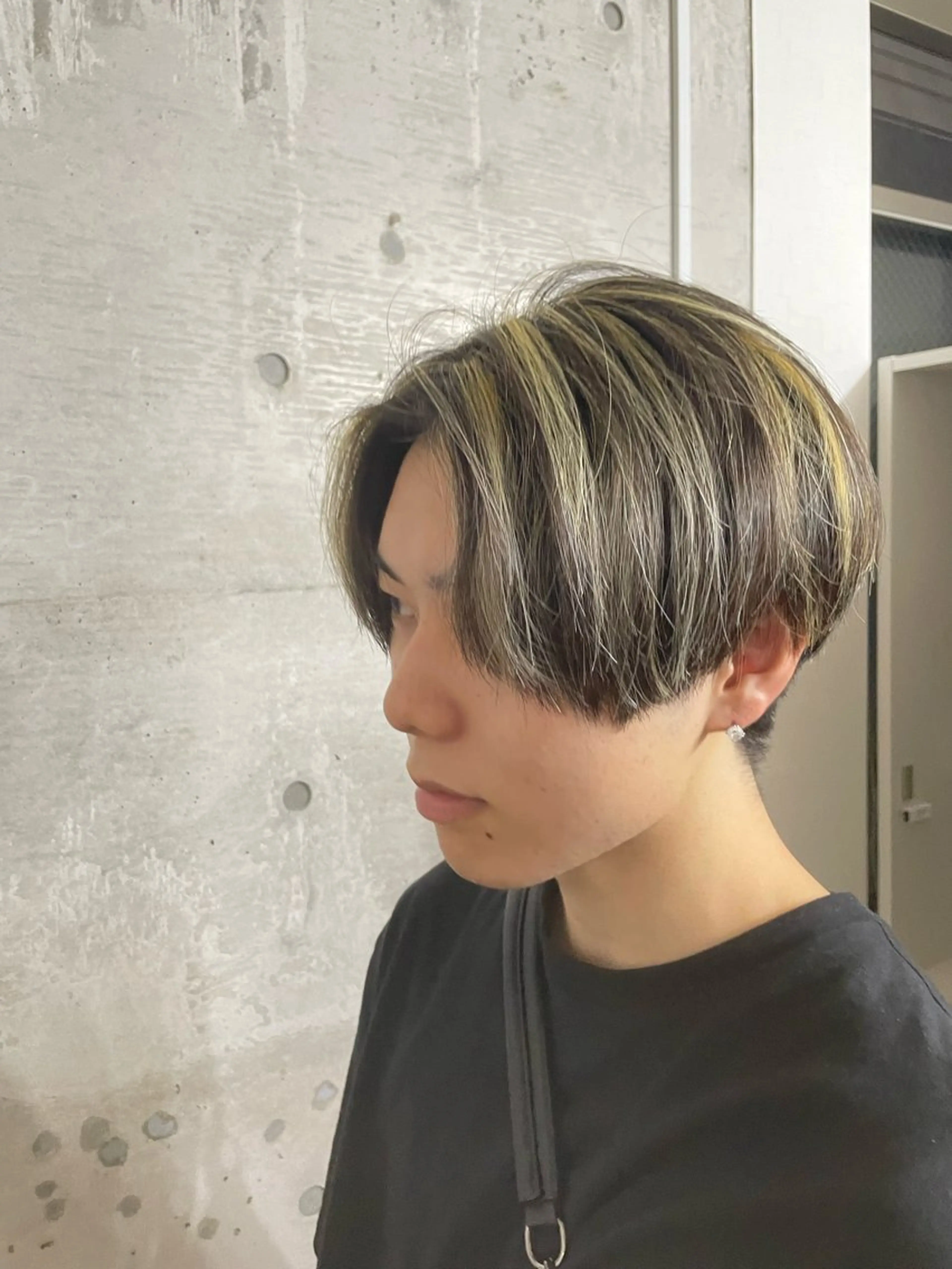 カラー メンズ センターパート メンズハイライト ハイライトカラー Ritsuki メンズ特化😎のヘアスタイル