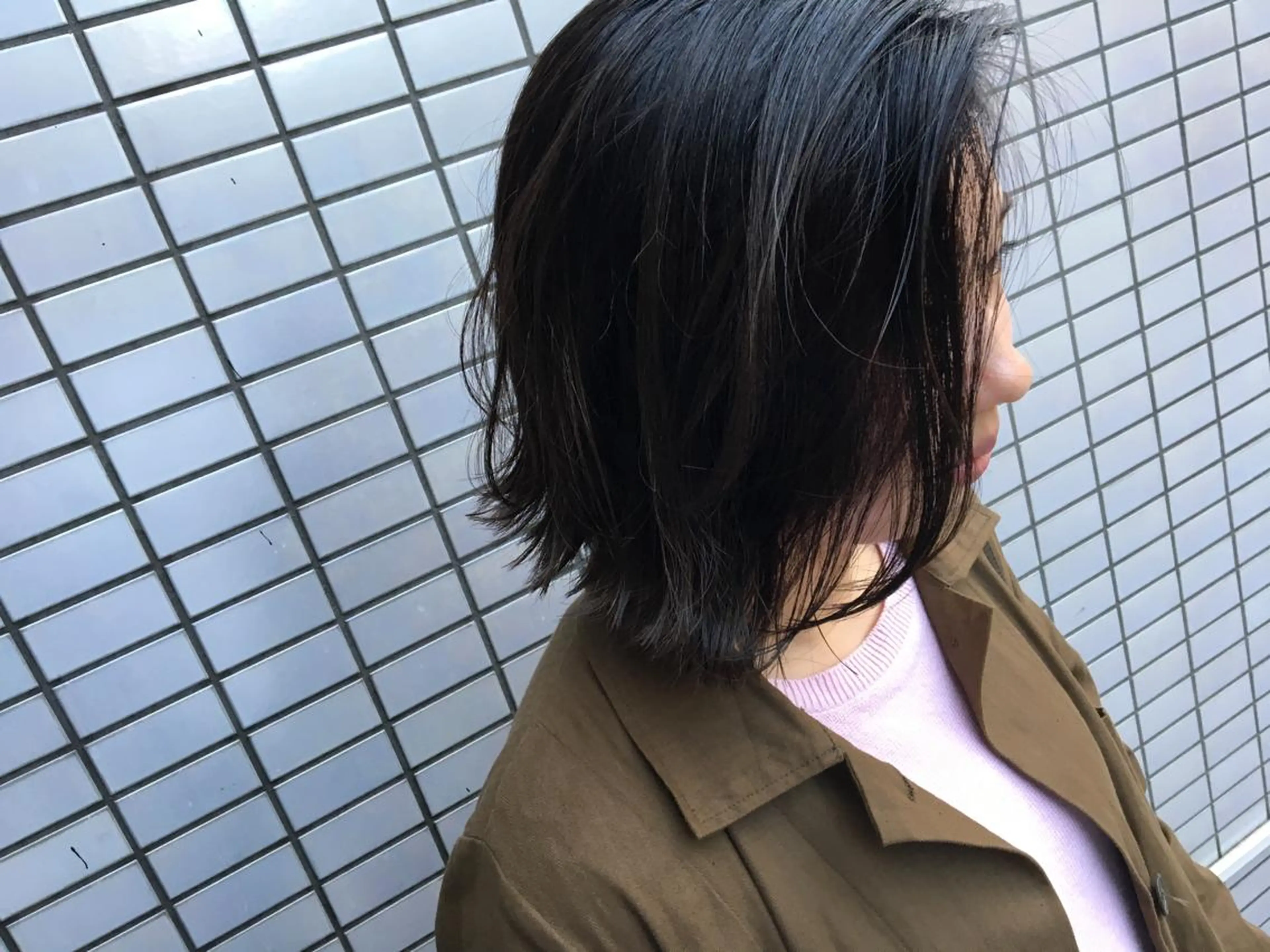 ミディアム カラー THE DAY所属・AKI HASHIMOTOのヘアスタイル