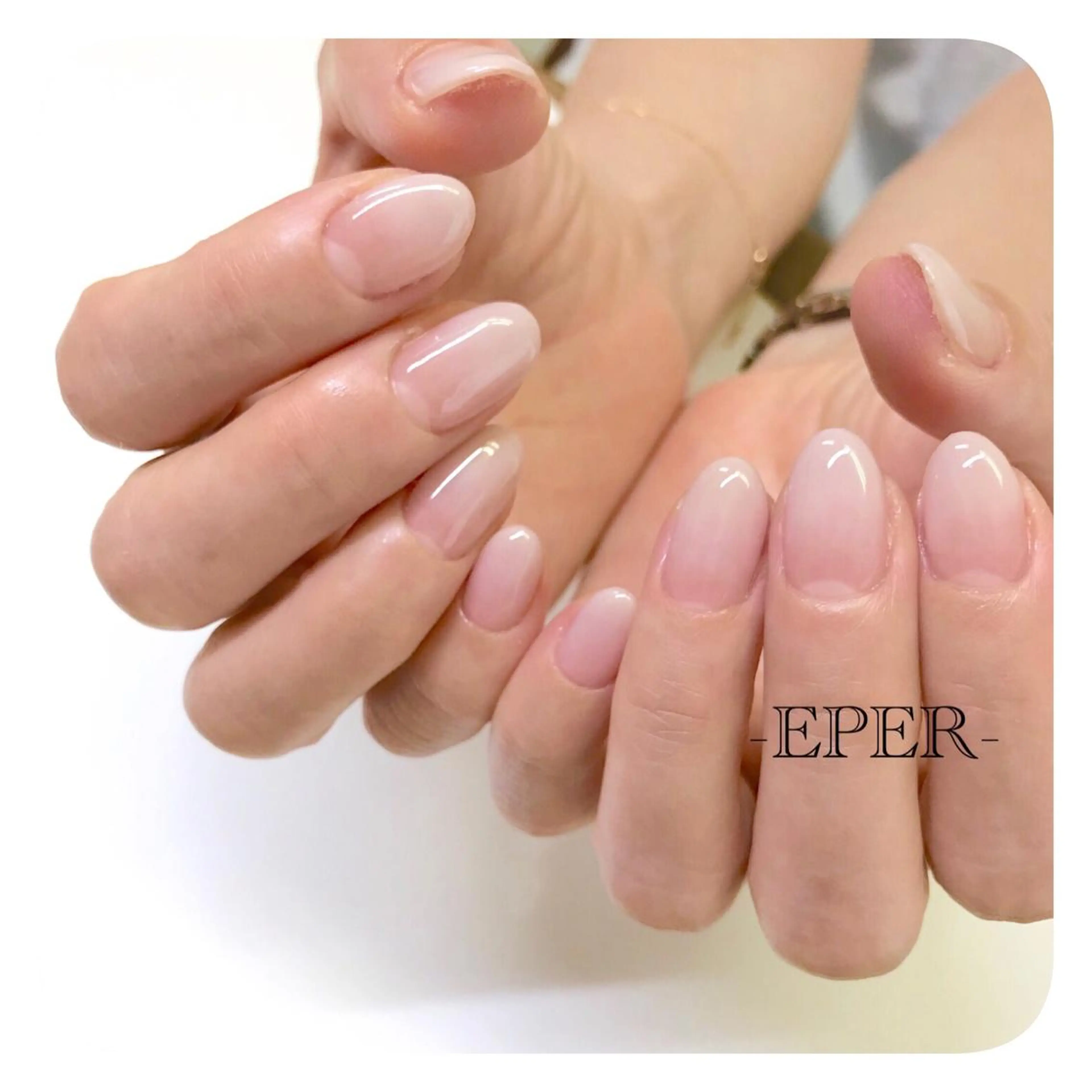 ネイル グラデーション ハンドネイル ネイルサロン -EPER-エペルのネイルデザイン