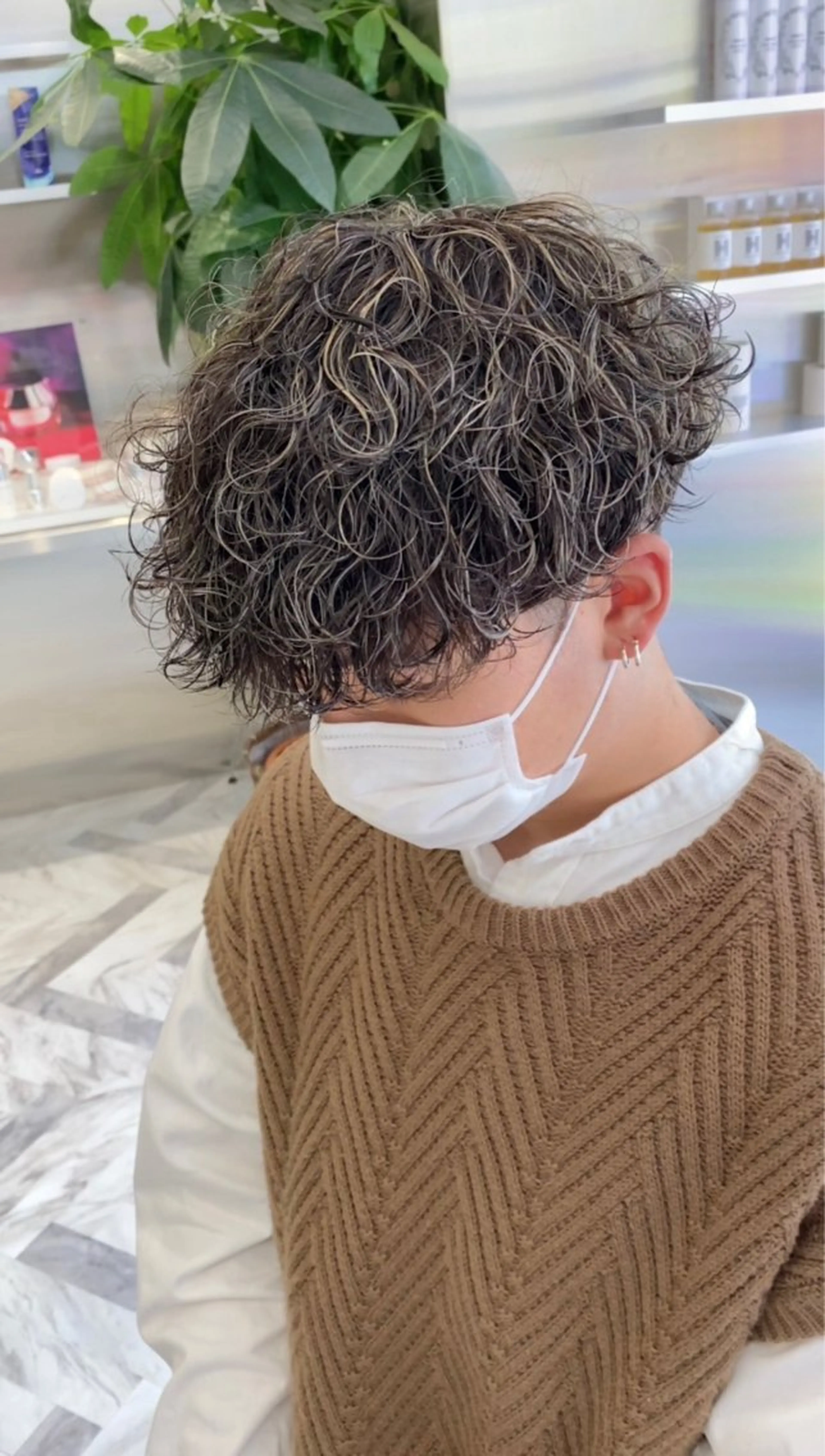 パーマ メンズ センターパート マッシュ メンズパーマ メンズツイストパーマ 刈り上げ カット パーマ mai🤍縮毛酸性ス トレート/アイリストのヘアスタイル