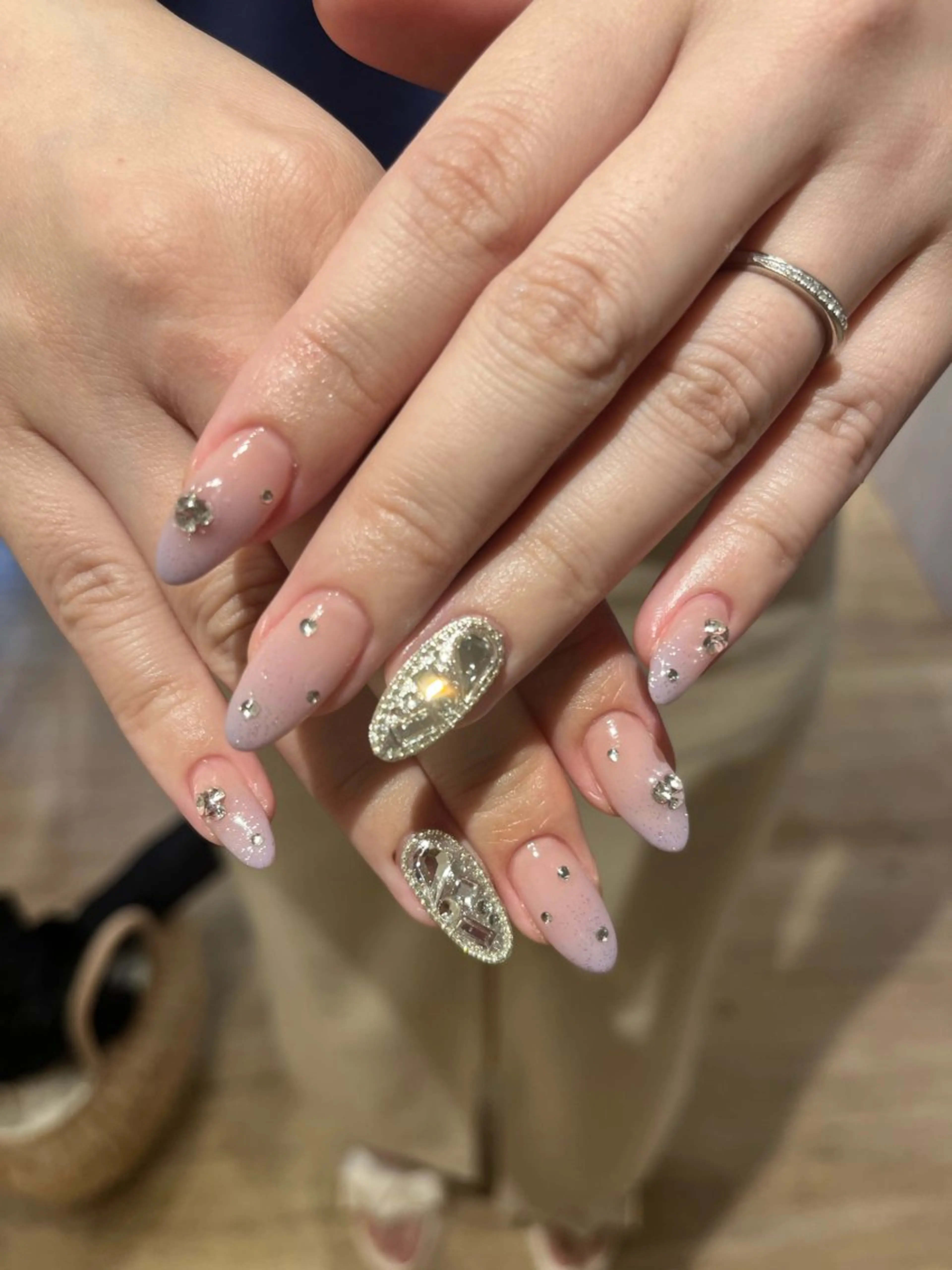 【成人式オススメ💫】🖐🏻学割長さだし+デザインお持ち込みやり放題コース🖤の写真