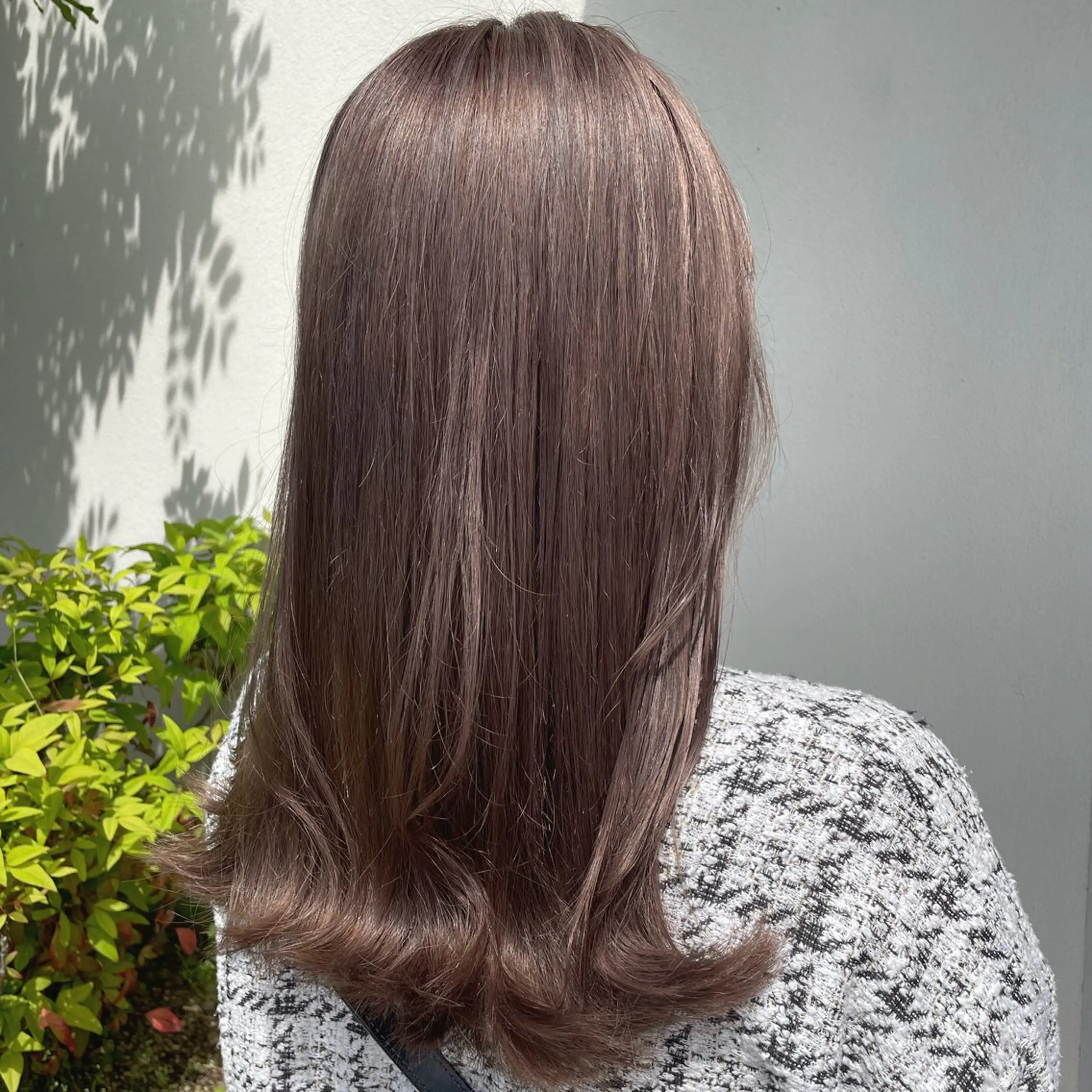 セミロング カラー ゴトウ  アヤ bisou hairのヘアスタイル