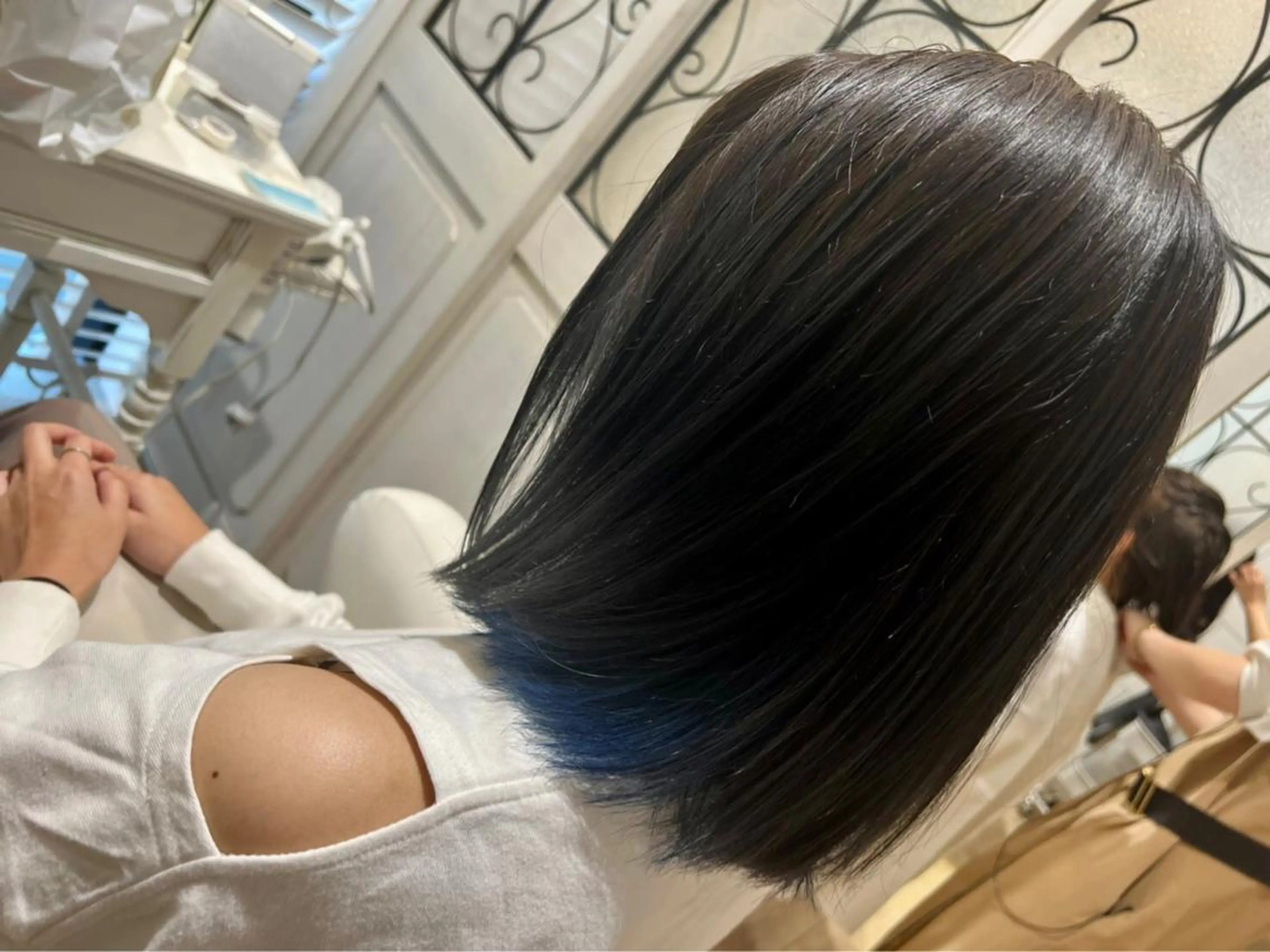 ミディアム カラー -5歳大人ﾊｲﾗｲﾄ ✨津嘉山のヘアスタイル