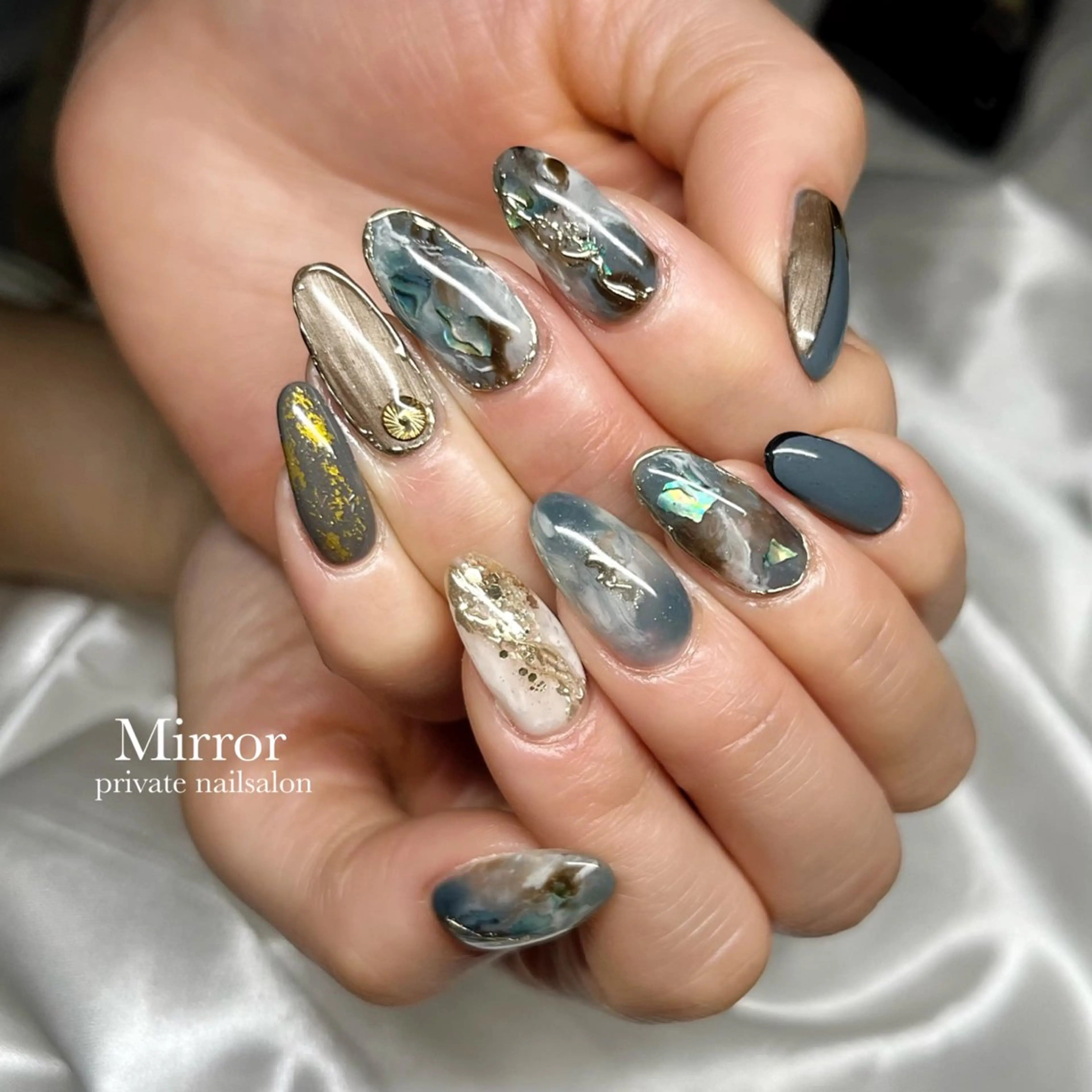 ネイル ハンドネイル nailsalon Mirrorのネイルデザイン