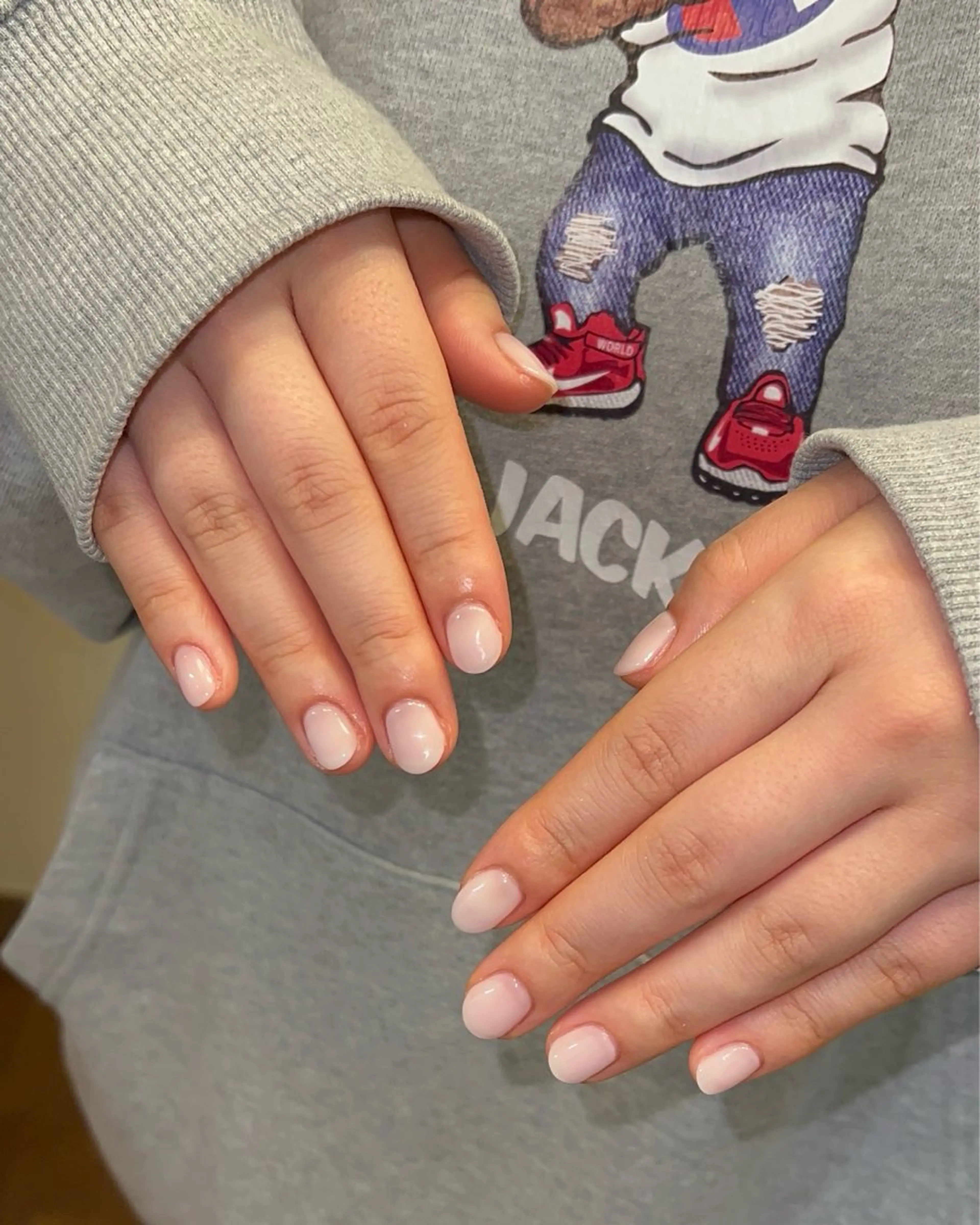 ネイル ハンドネイル フットネイル ハンドケア Nes.Nail所属・Miyagi Asamiのネイルデザイン