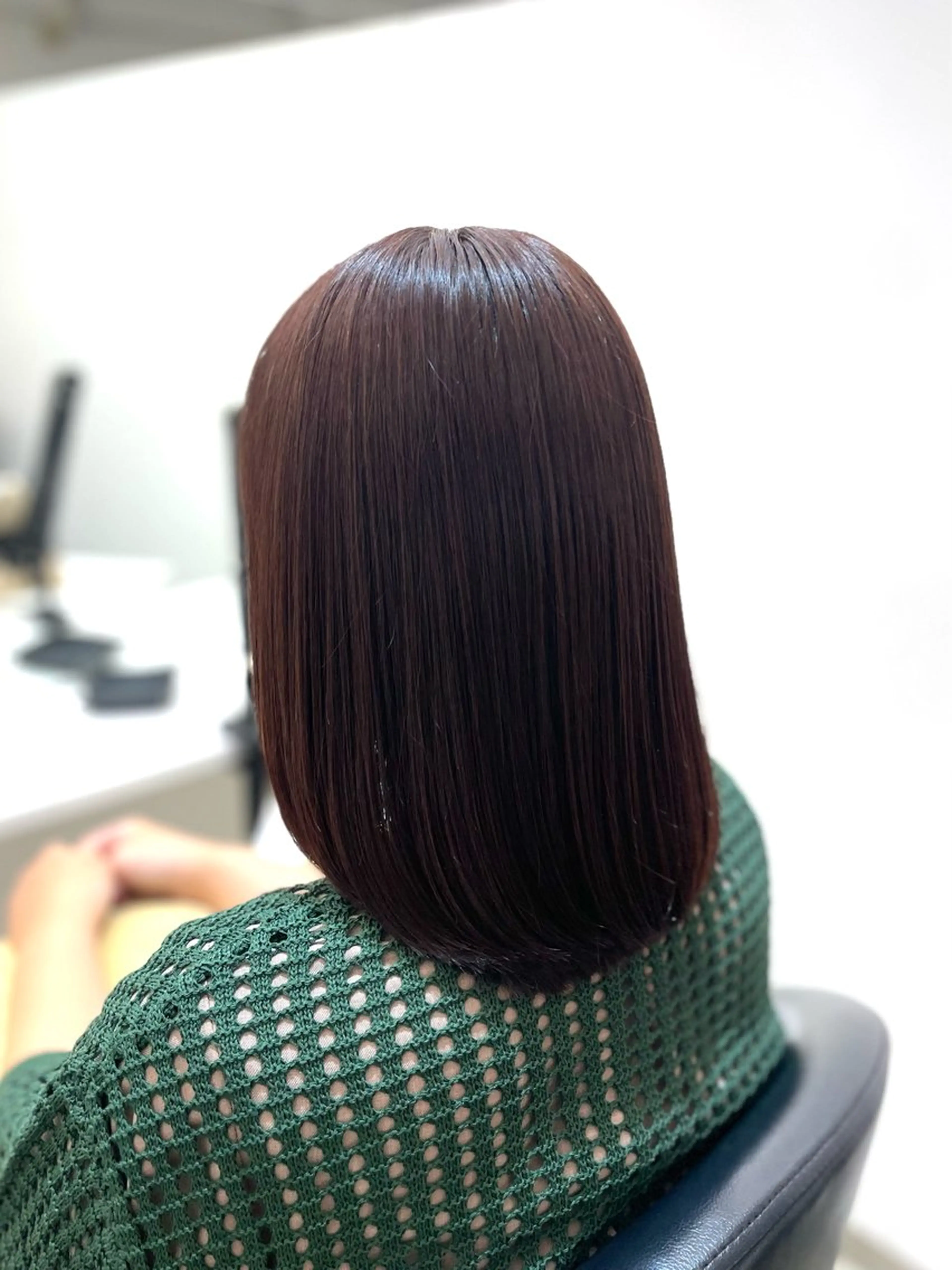ミディアム 加納 みなみのヘアスタイル