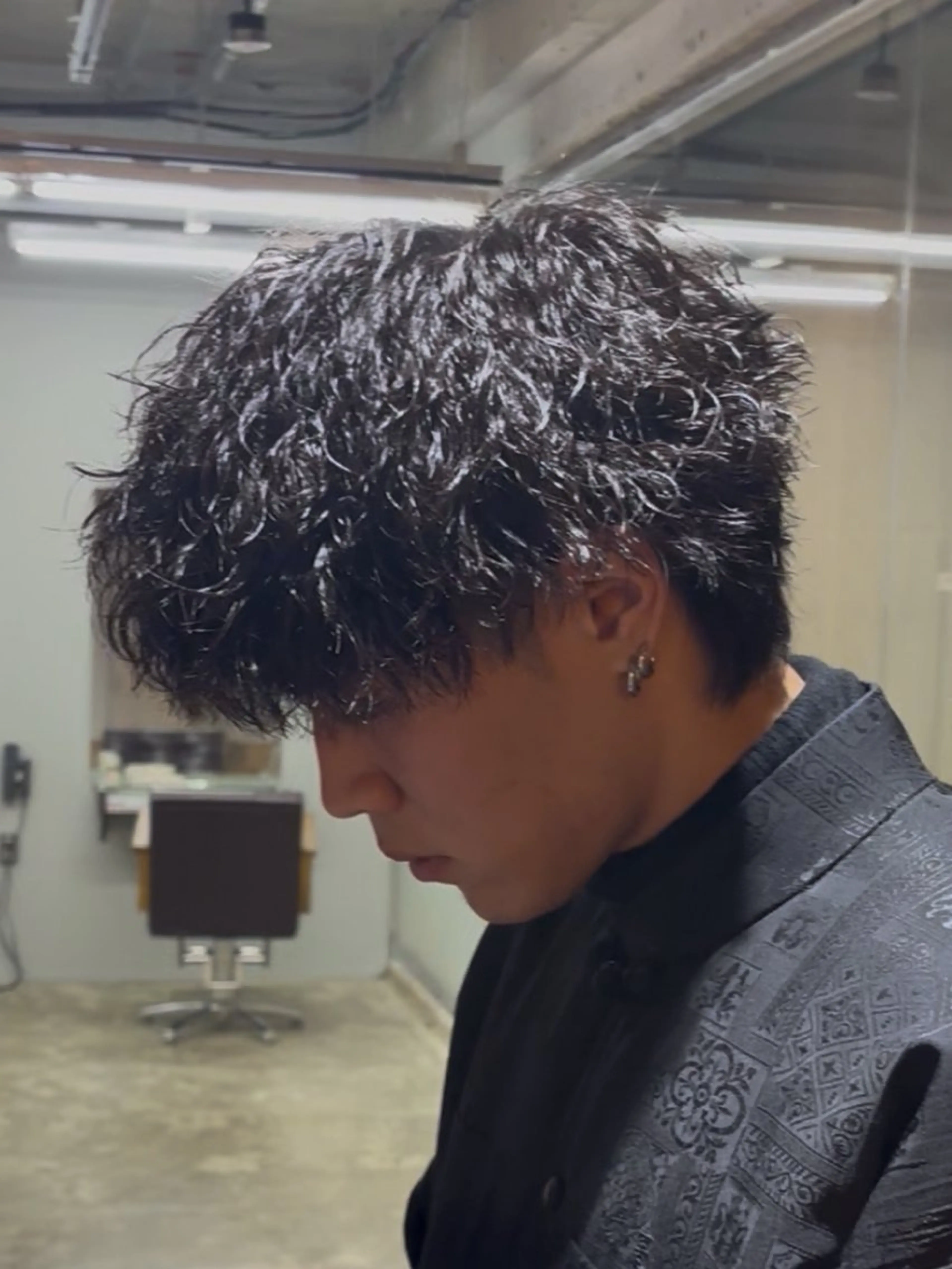 パーマ メンズ メンズパーマ ツイストスパイラルパーマ スパイラルパーマ 朋生/メンズパーマ特 化/シャドウ/岡本のヘアスタイル