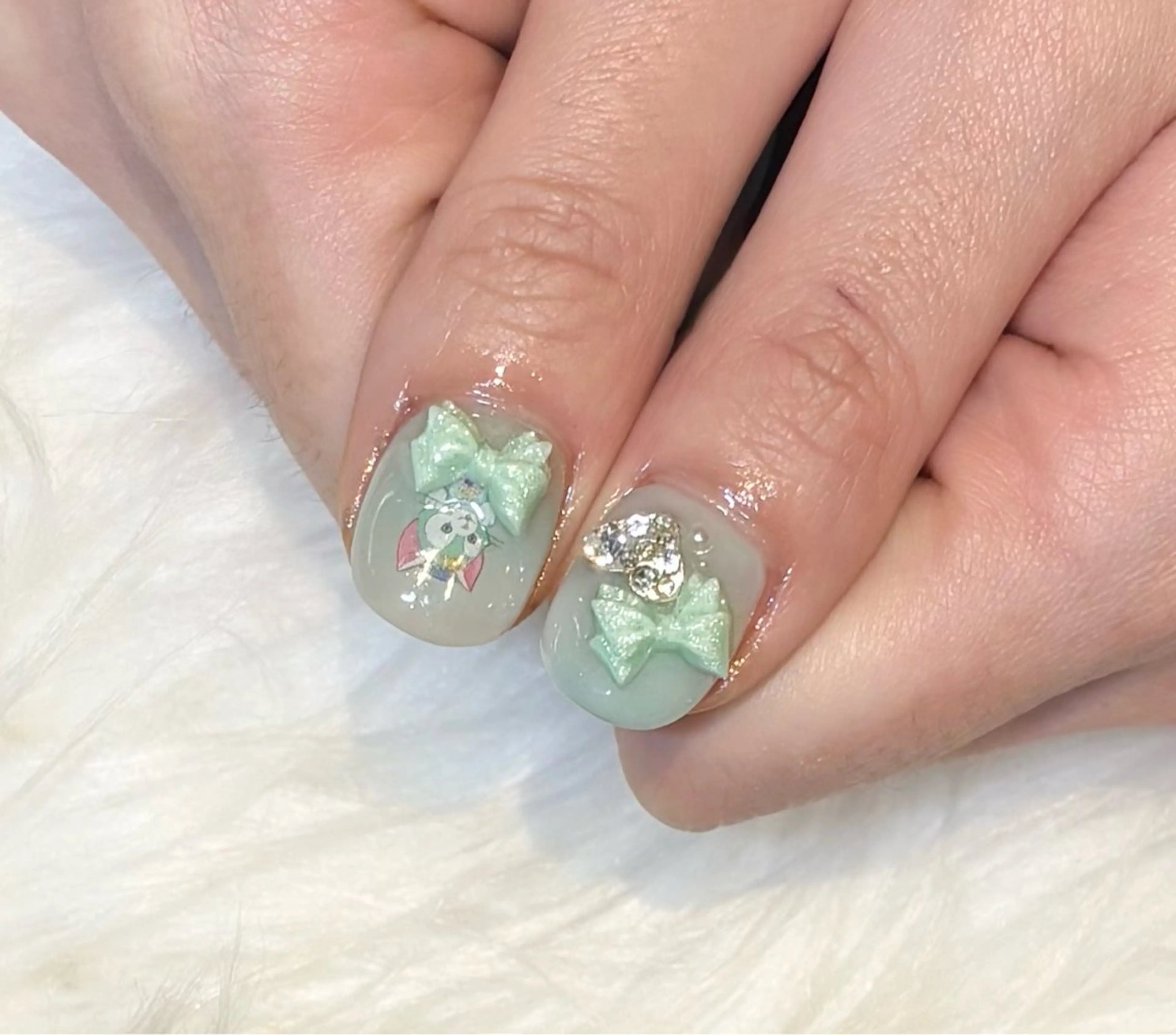 ネイル 亀山 ゆらのネイルデザイン