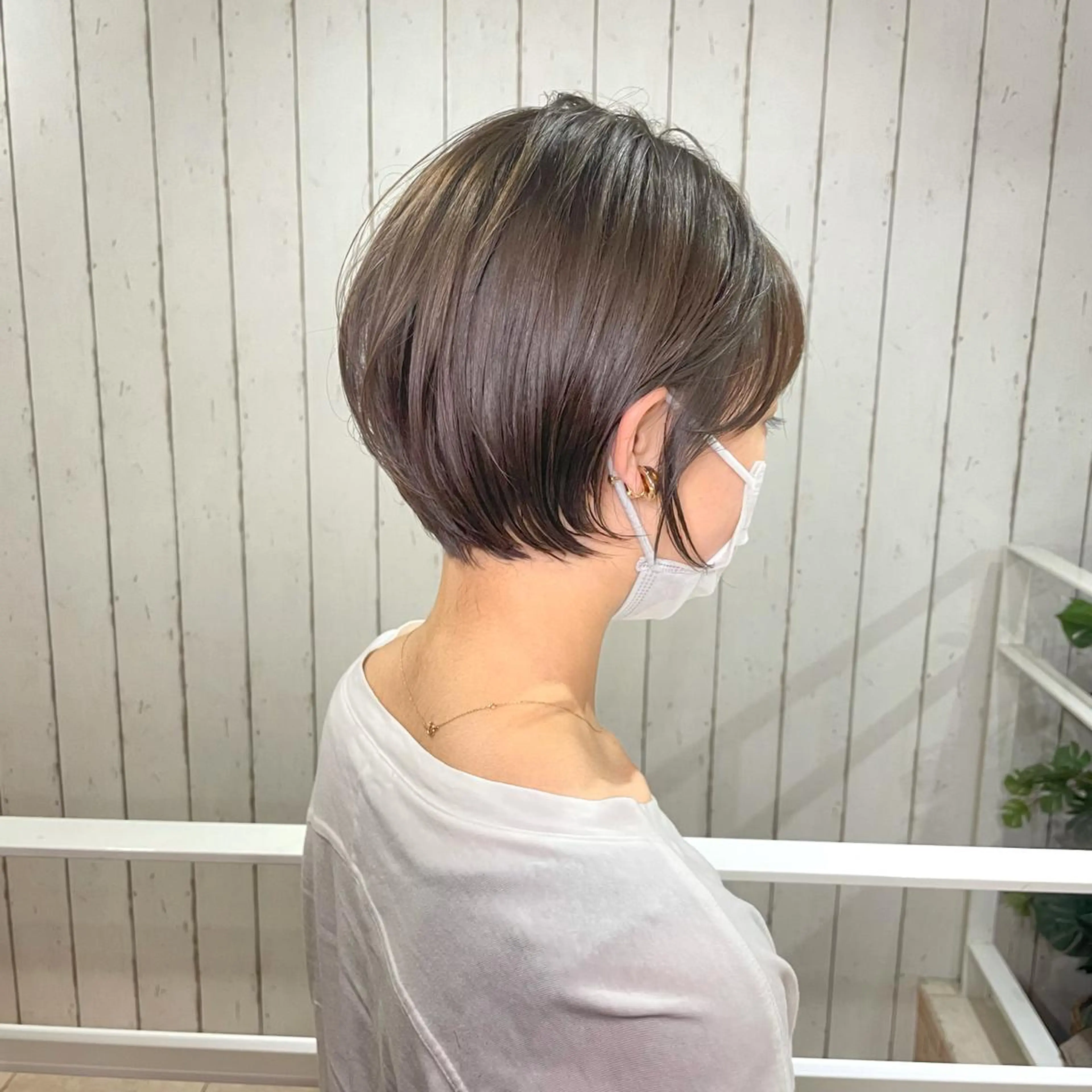 ショート カラー ヘアアレンジ MiU所属・韓国×髪質改善×美髪 縮毛矯正×レイヤーのヘアスタイル