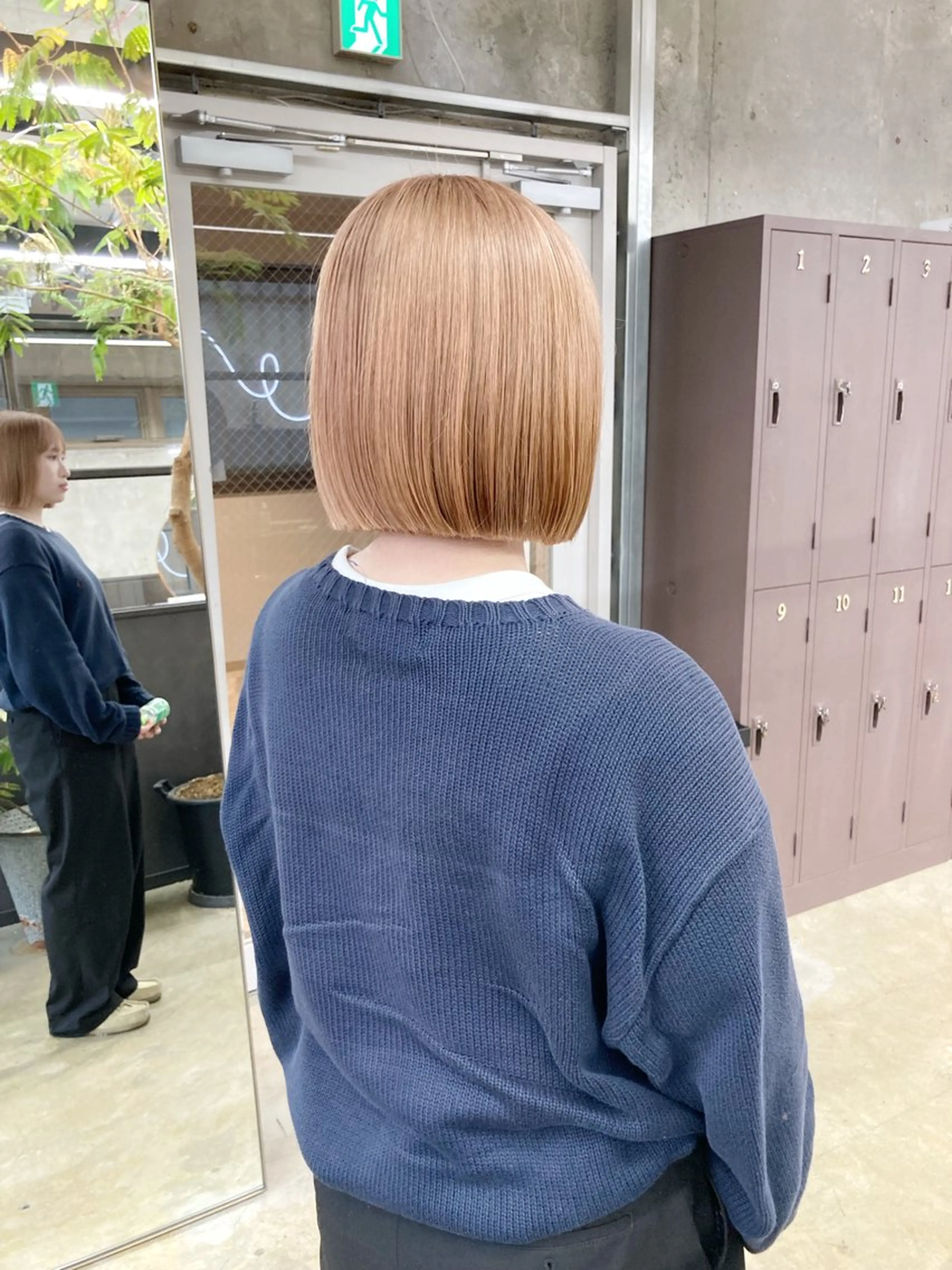 ミディアム カラー ベージュカラー ミルクティーベージュ 小木曽智美 /ボブ/ショートのヘアスタイル