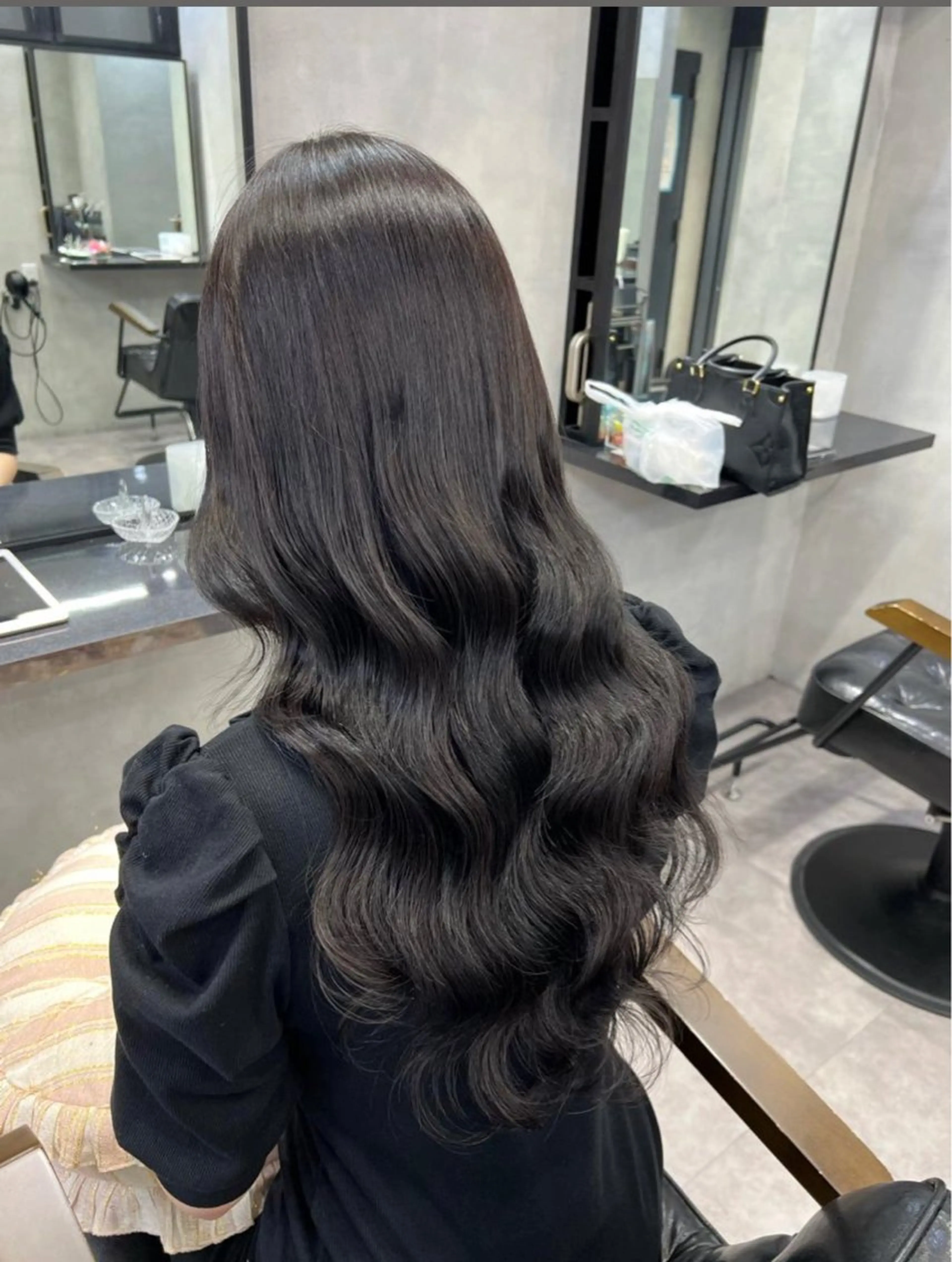 セミロング 韓国風カラー 韓国風ヘア 濱川響太レディース カットモデルのヘアスタイル