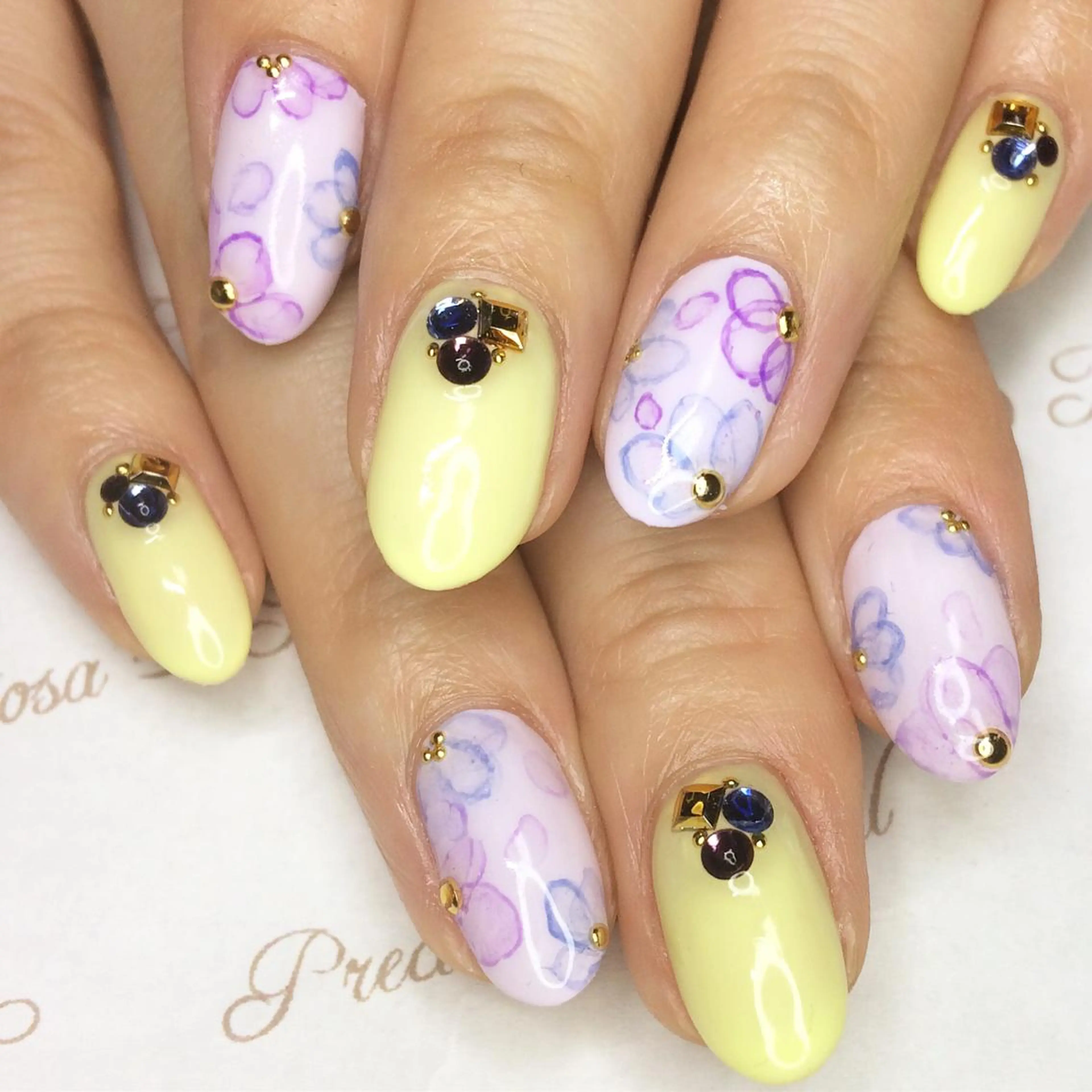 ネイル preciosa.nail所属・久場 晴美のネイルデザイン