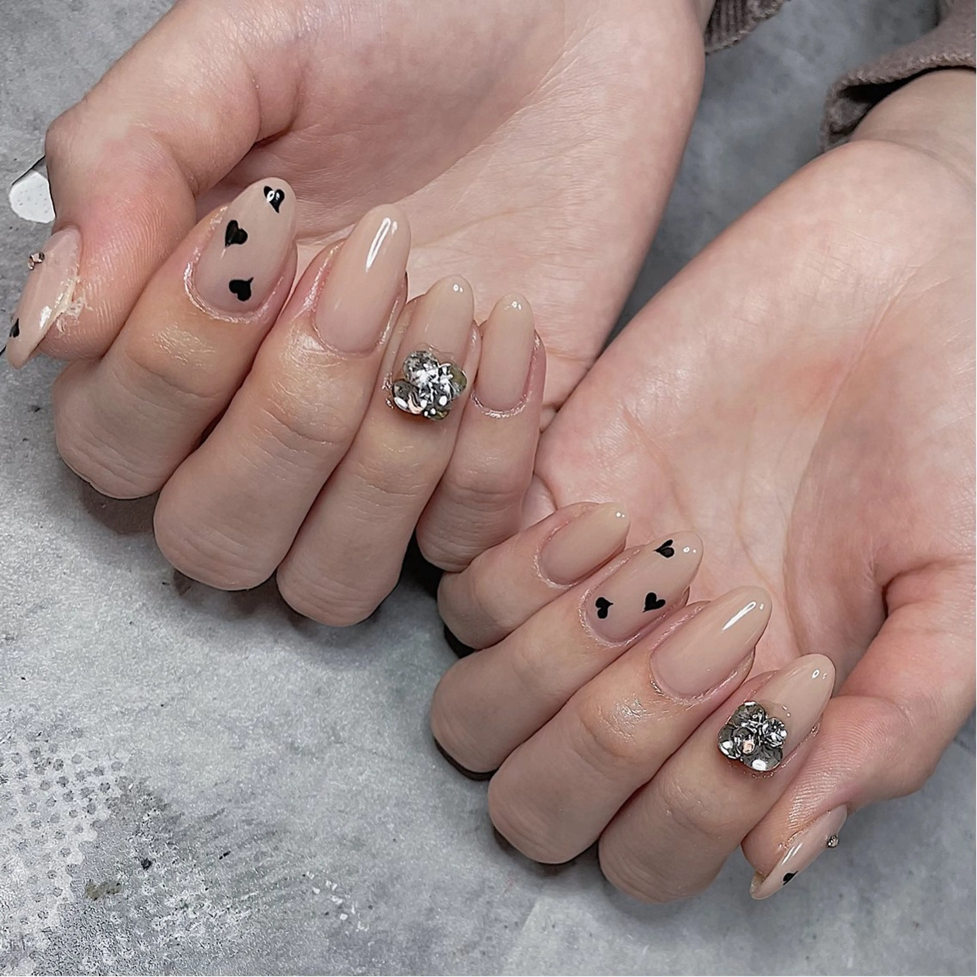 ミディアム ハンドネイル SYU'NAIL /YUKIのネイルデザイン