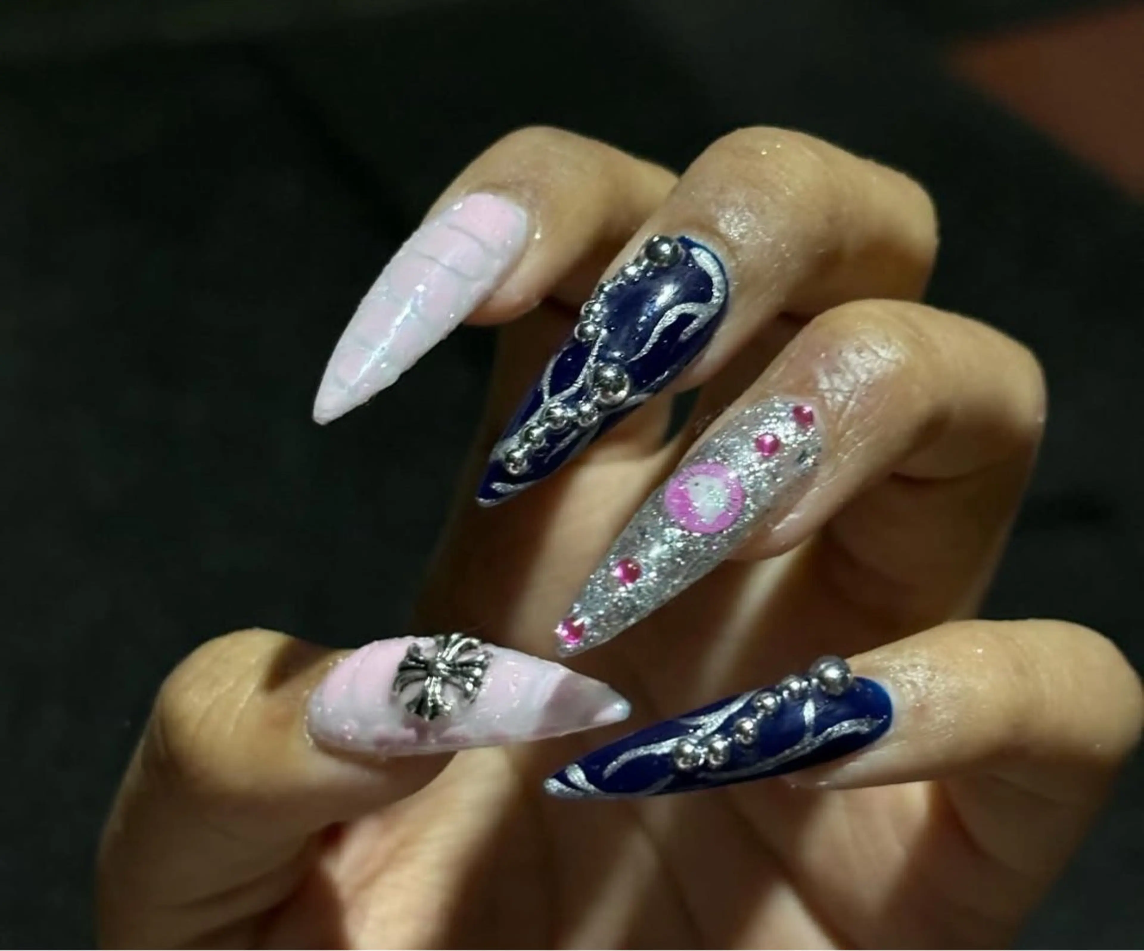 ネイル ハンドネイル 🐬Cxxu° Nail✝️のネイルデザイン
