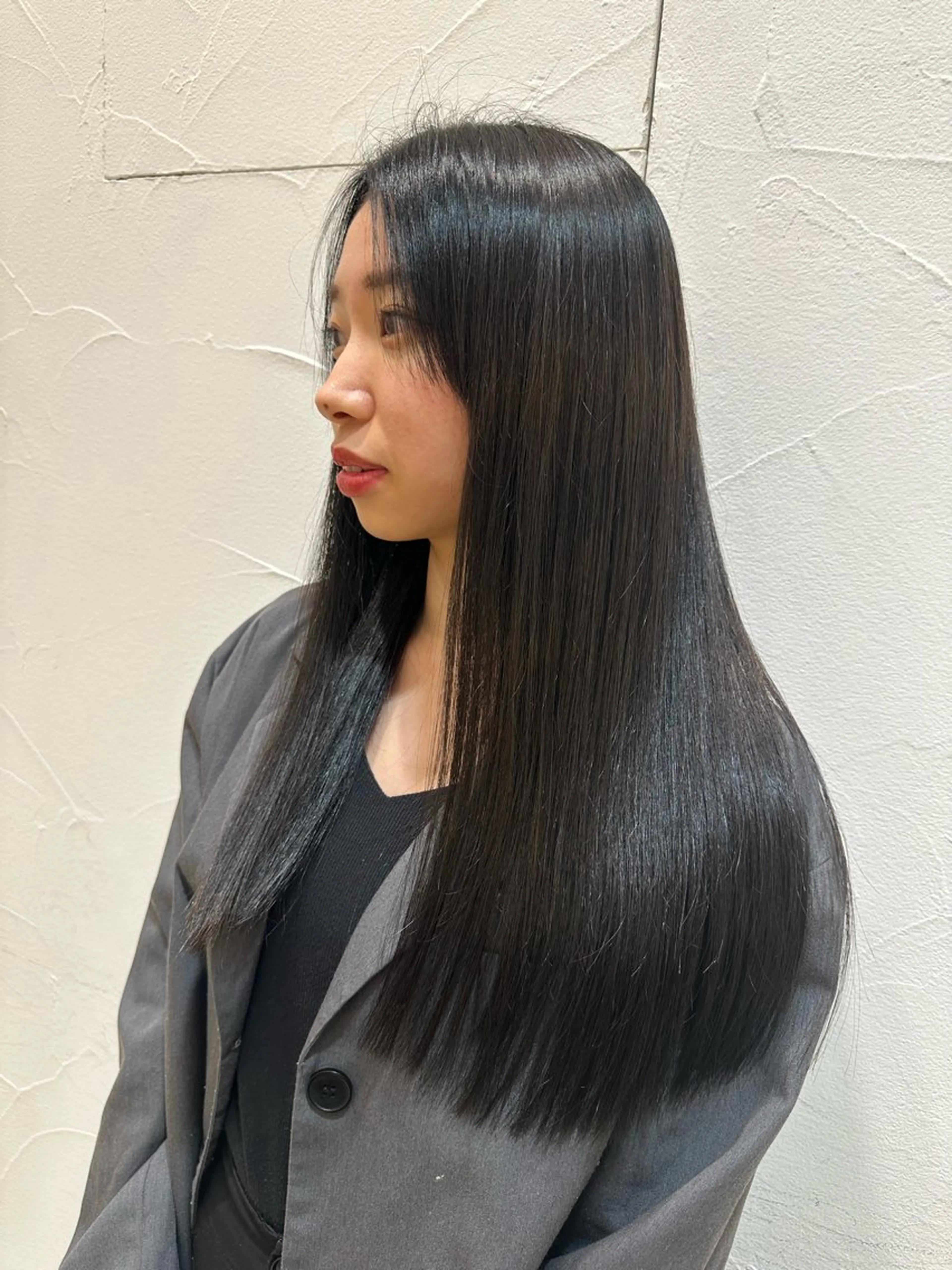 ロング カラー ✩𝐴𝑠ℎ 中目黒 浦野 遥‎✩*｡のヘアスタイル