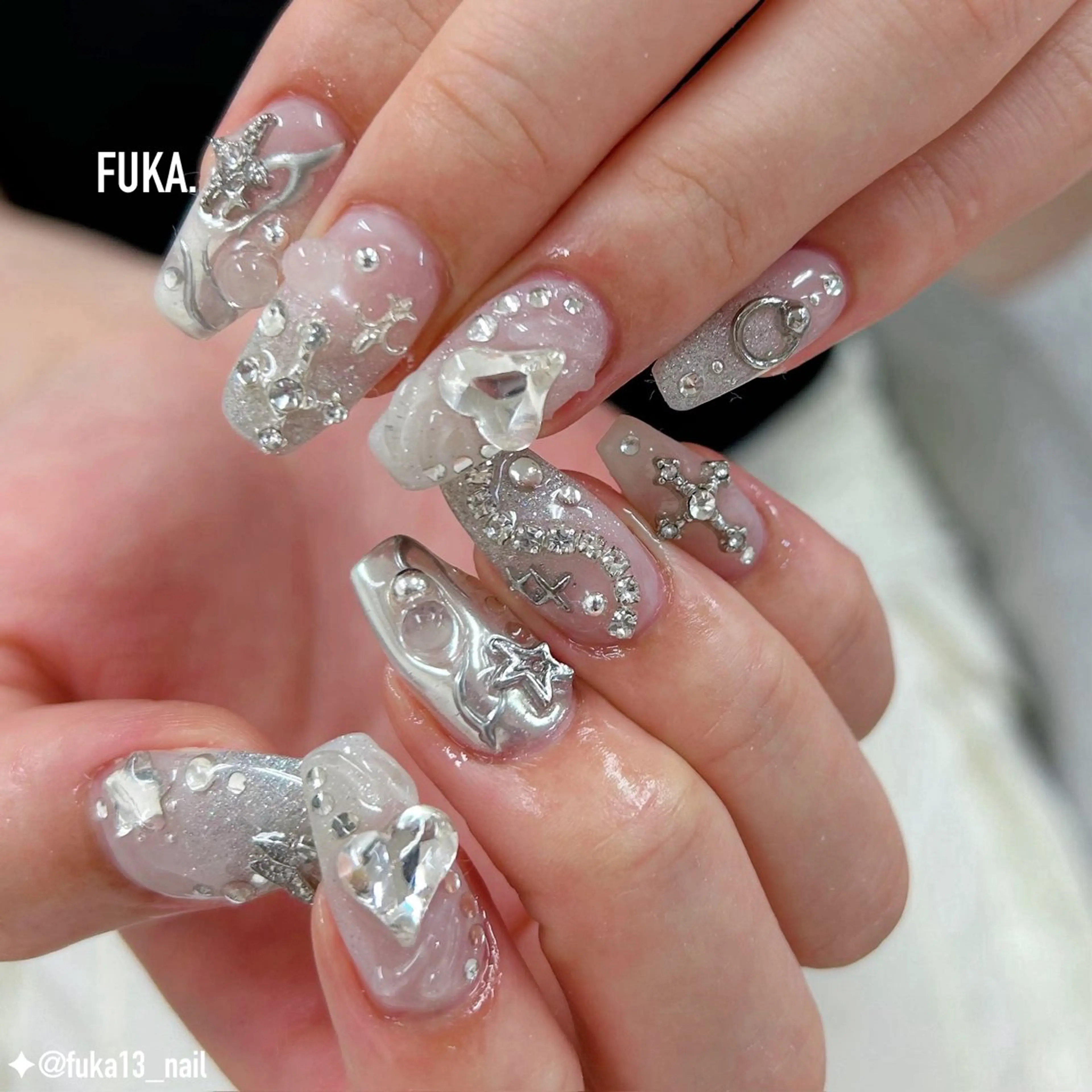ネイル シルバー ハンドネイル ネイルサロンAnela【アネラ】所属・Nail♡Fuka. /2月予約受付中のネイルデザイン