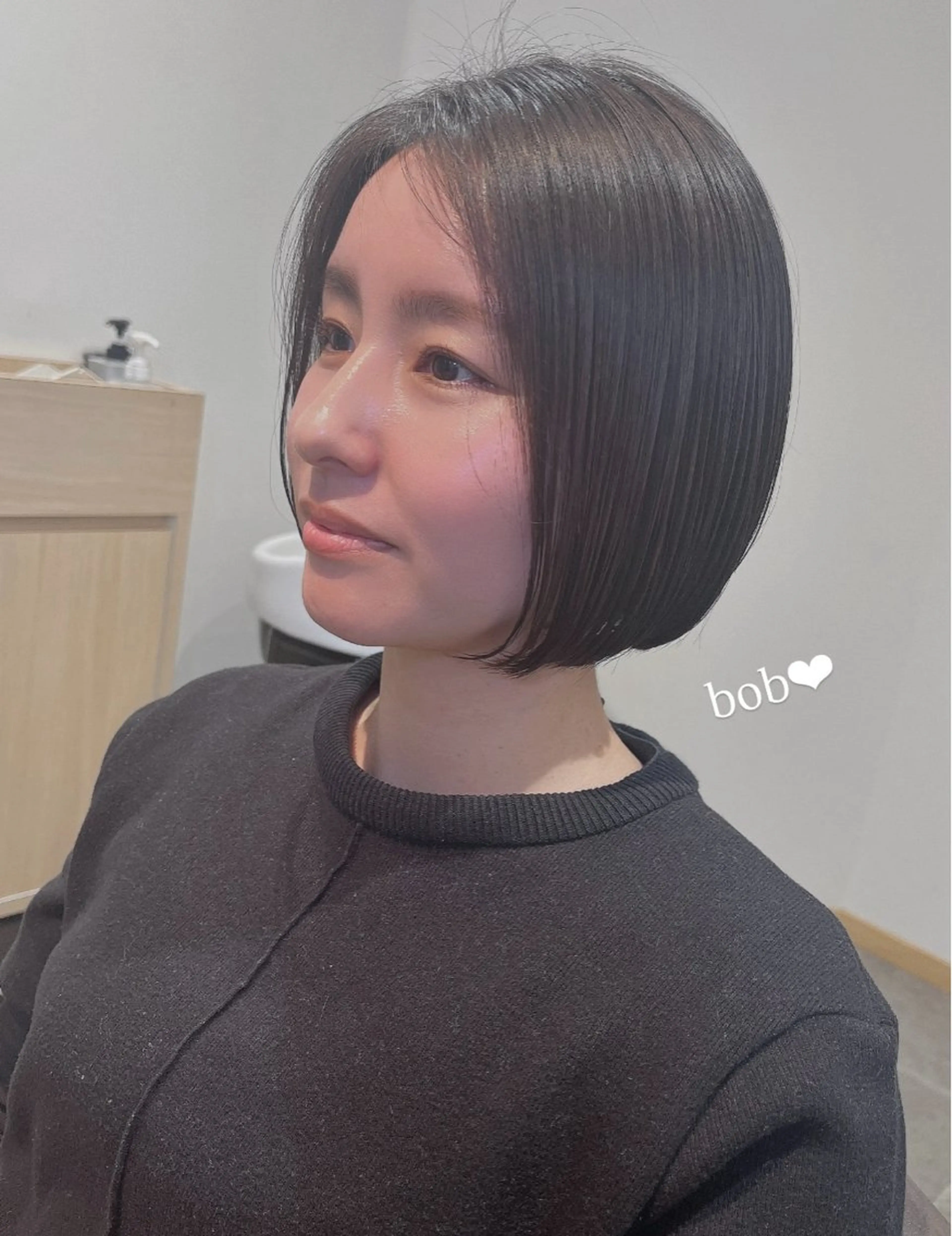 ショート カット 緒方 つばさのヘアスタイル