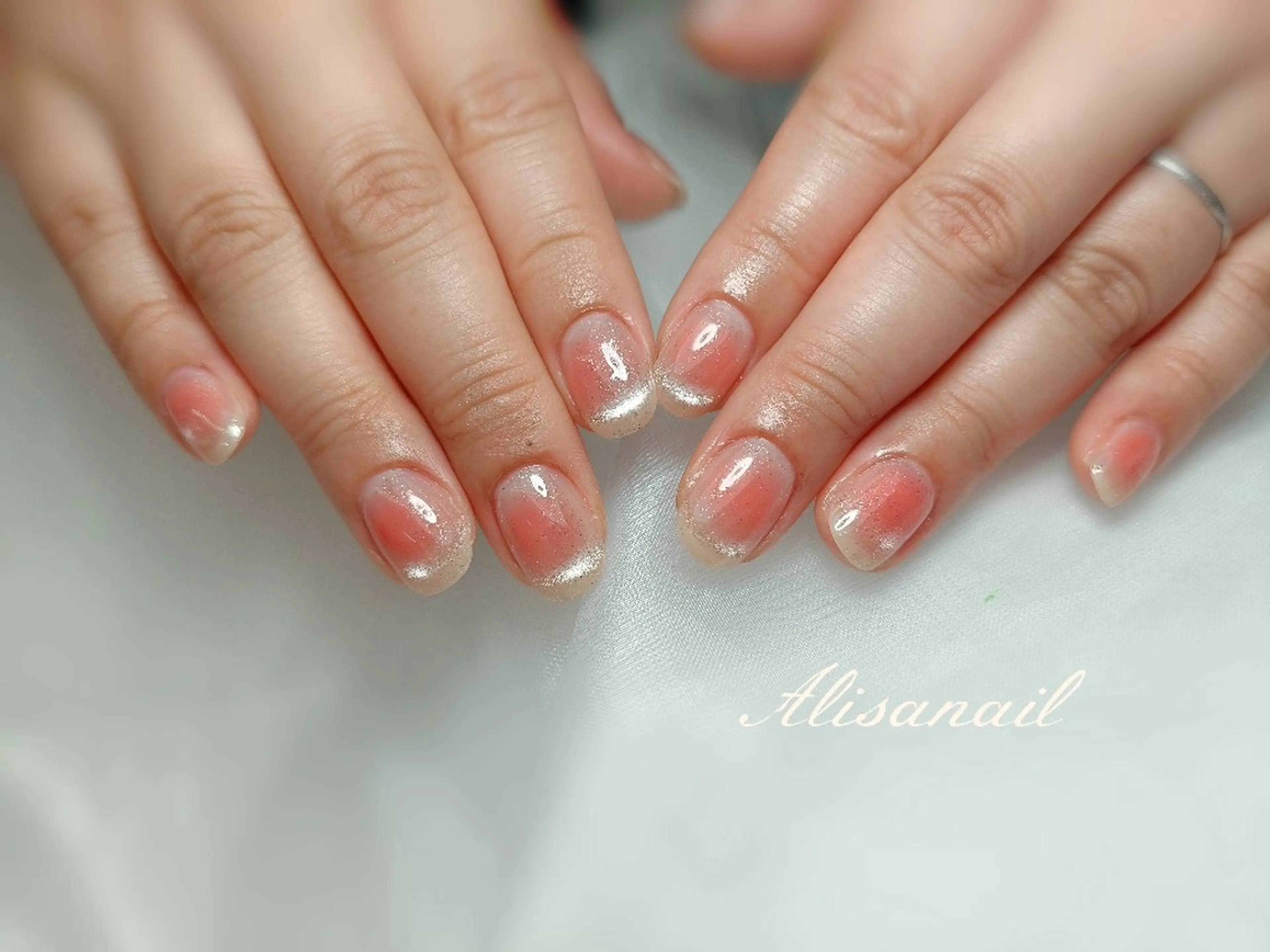 ネイル チークネイル マグネットネイル 春ネイル ハンドネイル エ ンのネイルデザイン