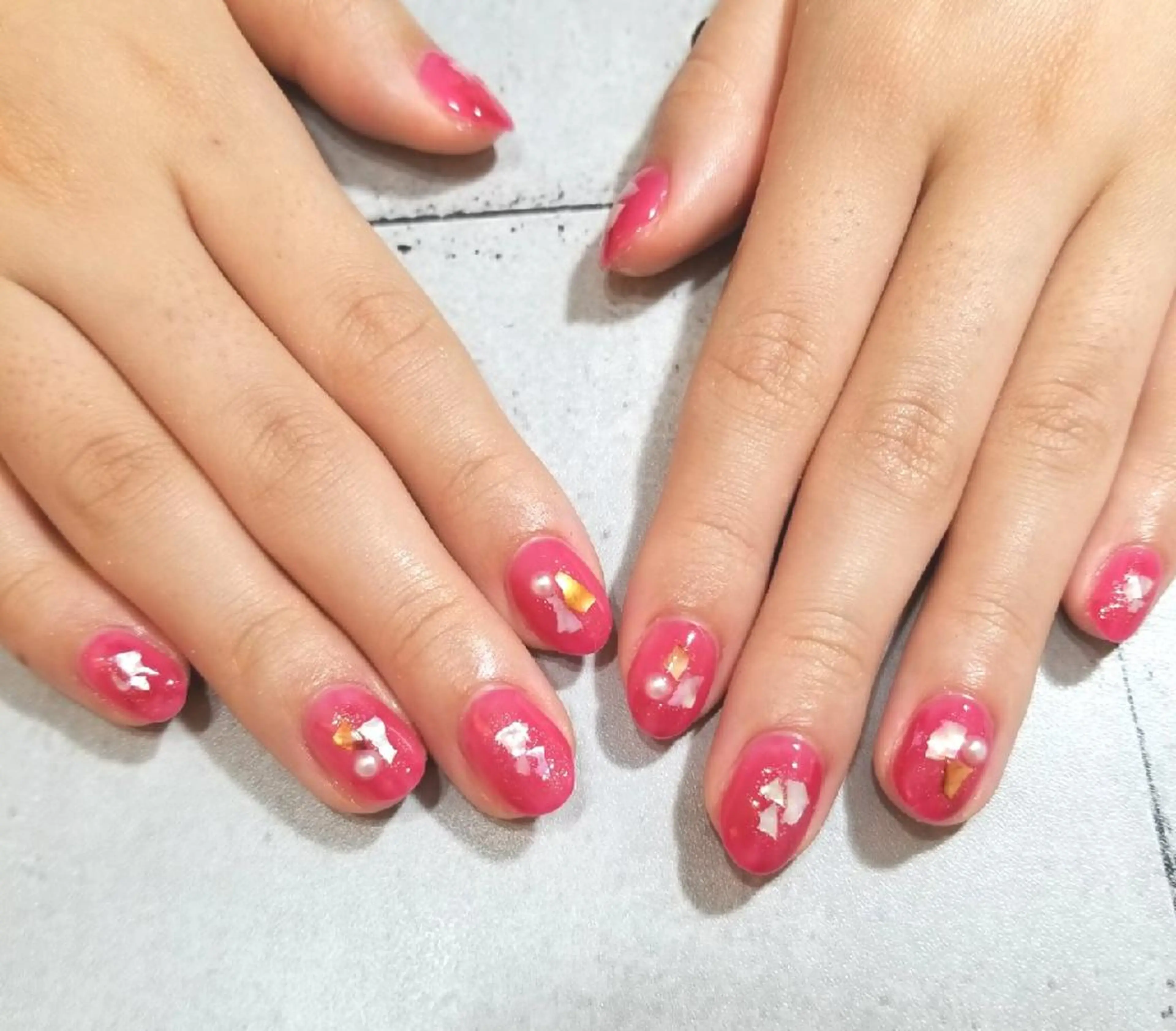 ネイル nailatelier nijiiro.所属・nijiiro🌈 サトウのネイルデザイン