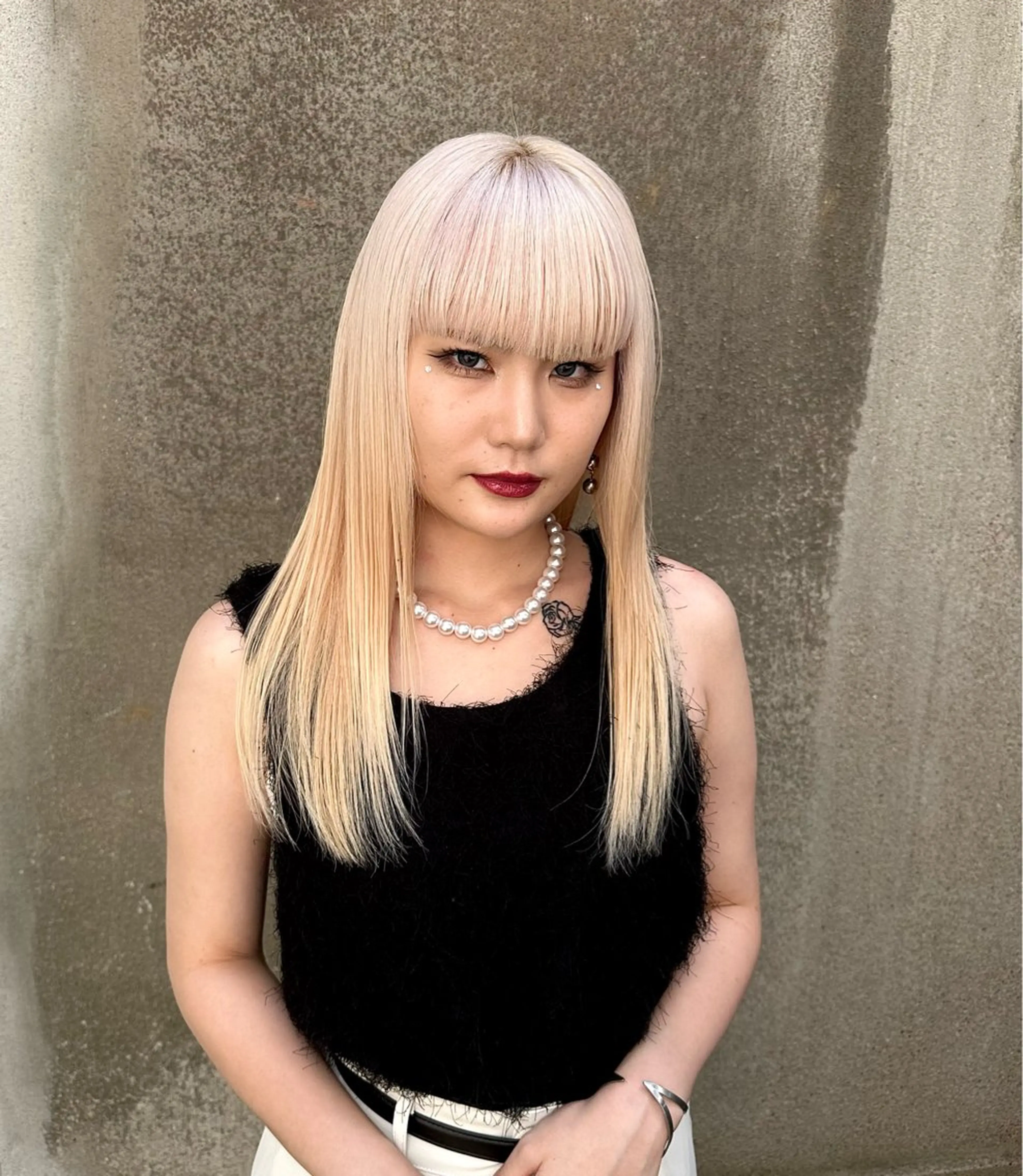 【抜きっぱなし】ブリーチ（ケアブリーチ1回）＋艶トリートメント🩶 オンカラーなしムラシャン仕上げ！リタッチのみも可☺︎の写真