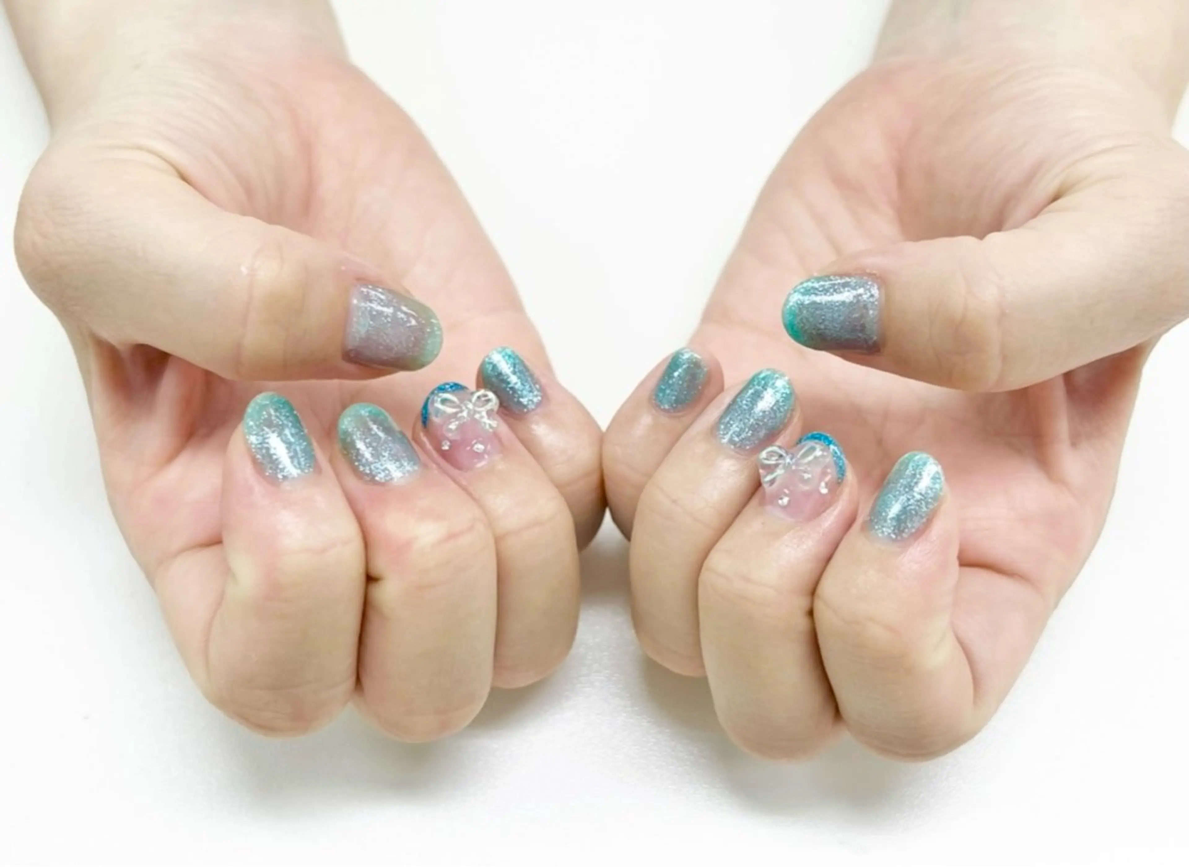 ネイル アートネイル ラメ(グリッター) ワンカラーネイル ALIISLEI所属・きのした はるかのネイルデザイン